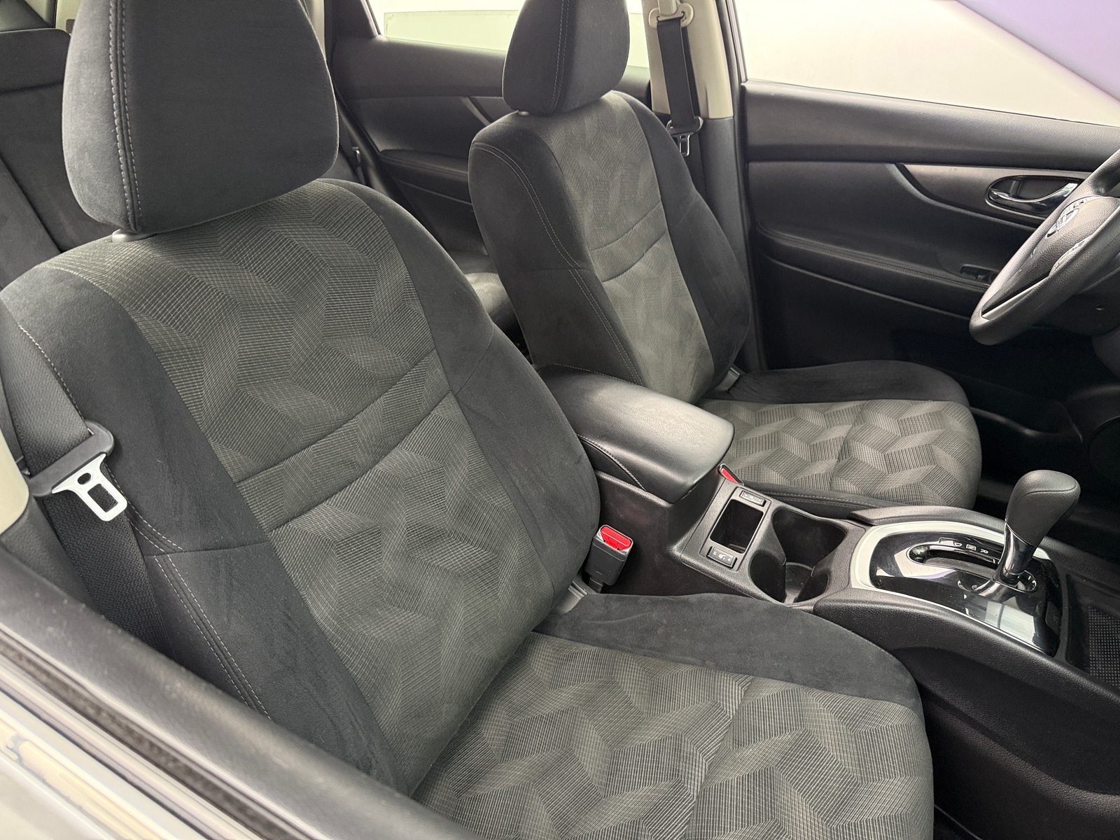 Thumbnail: 2015 Nissan Rogue - 2