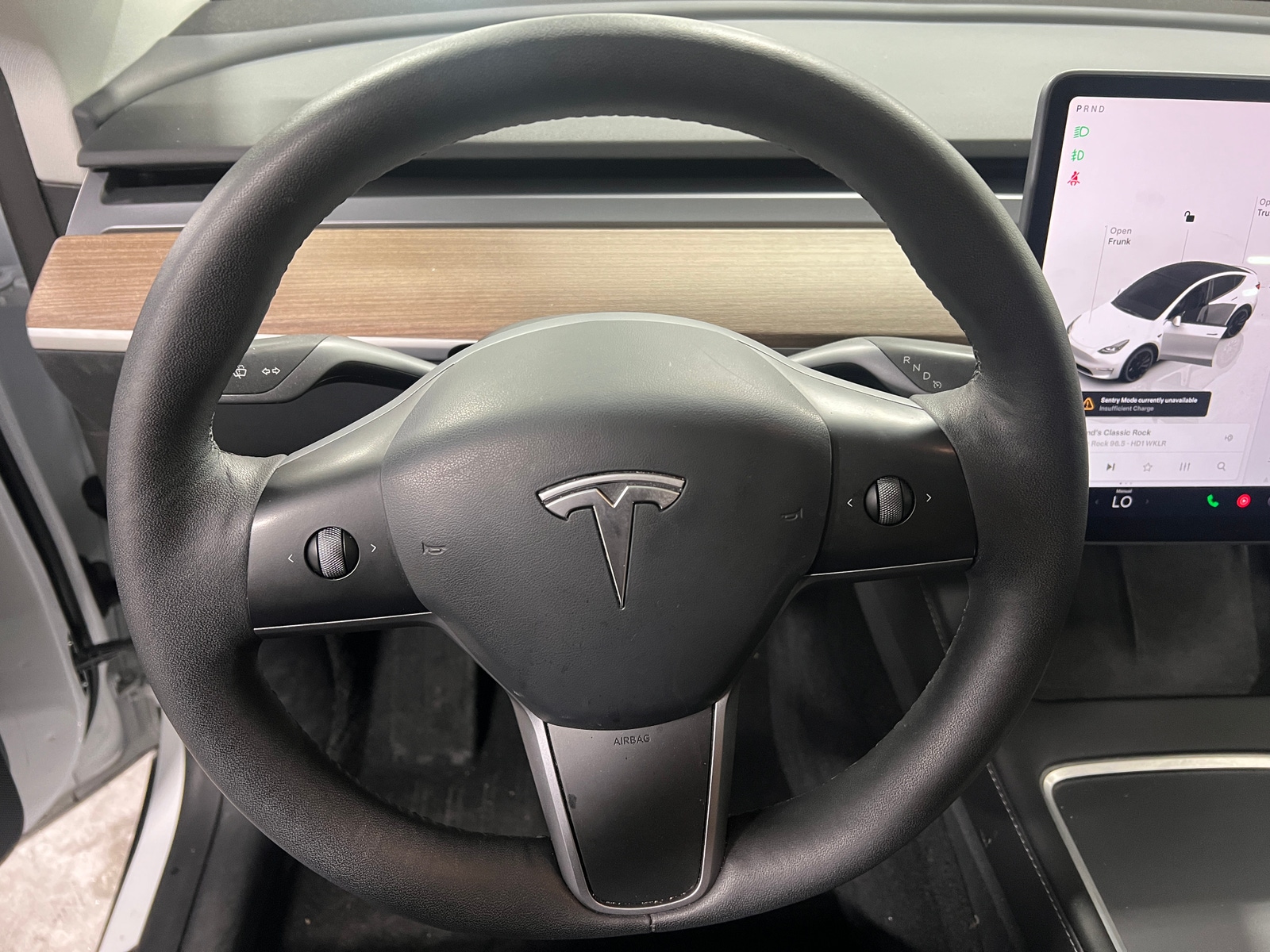 Thumbnail: 2023 Tesla Model Y - 4