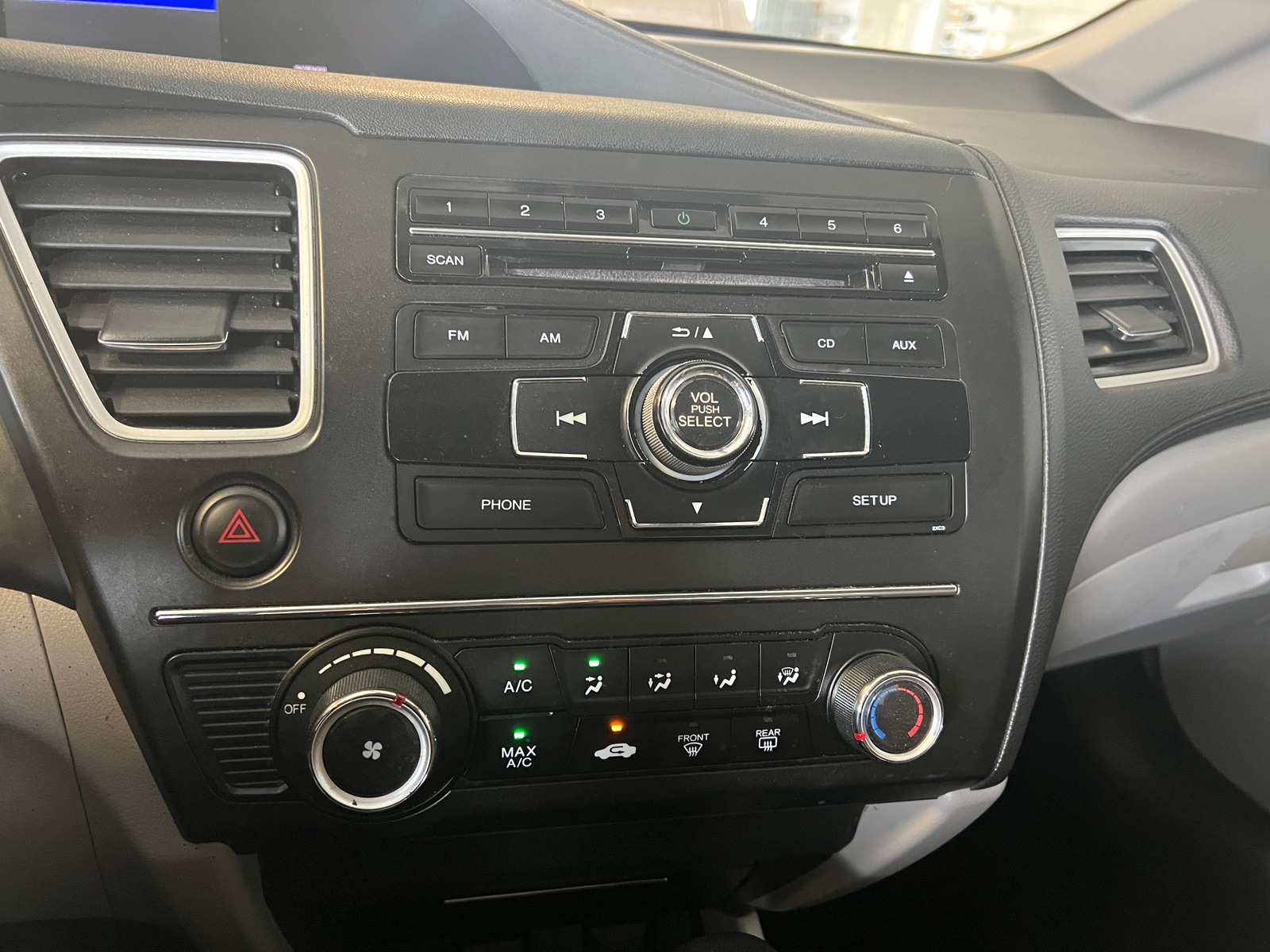 Thumbnail: 2014 Honda Civic - 4