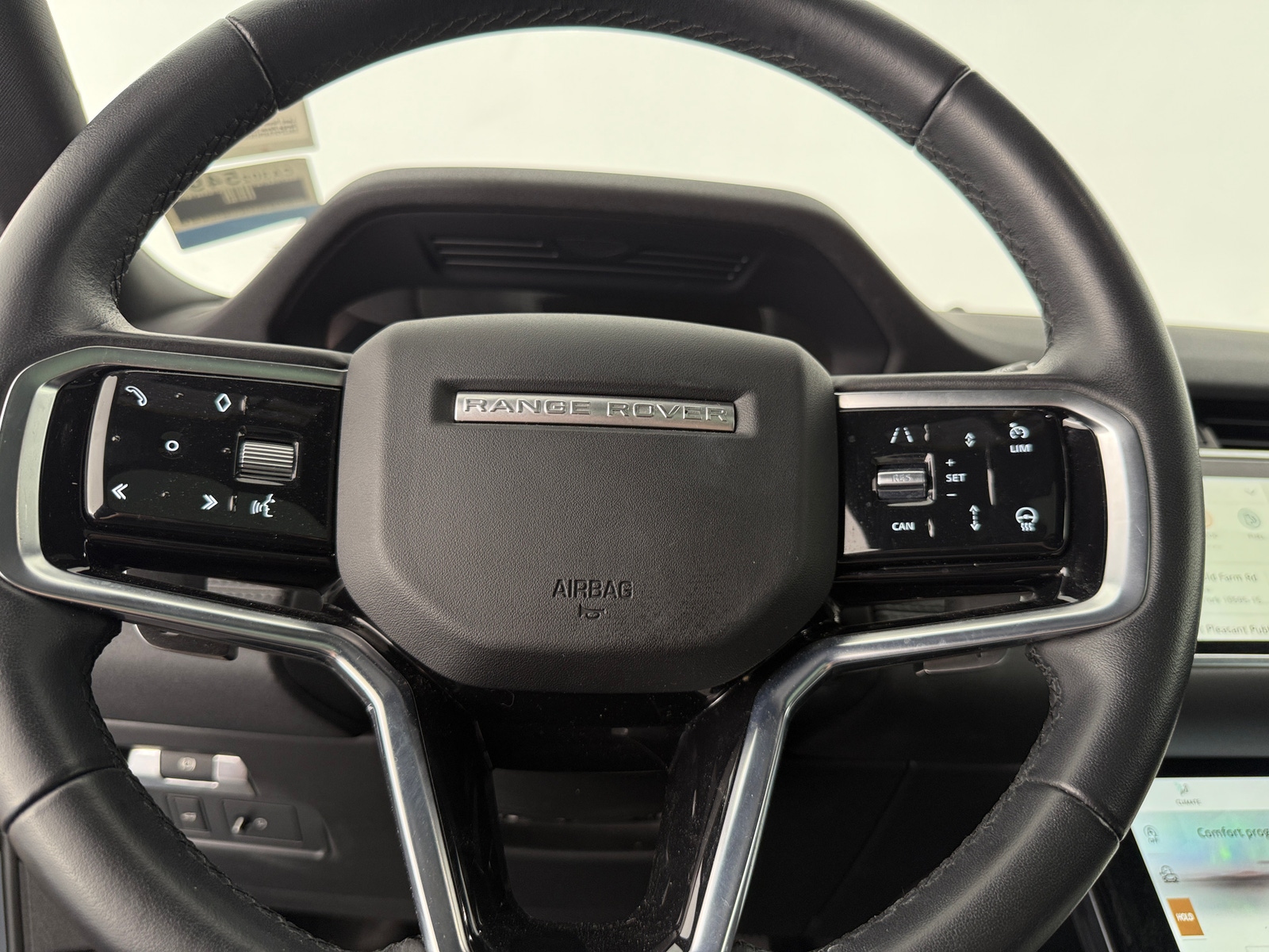 Thumbnail: 2023 Land Rover Range Rover Evoque - 4