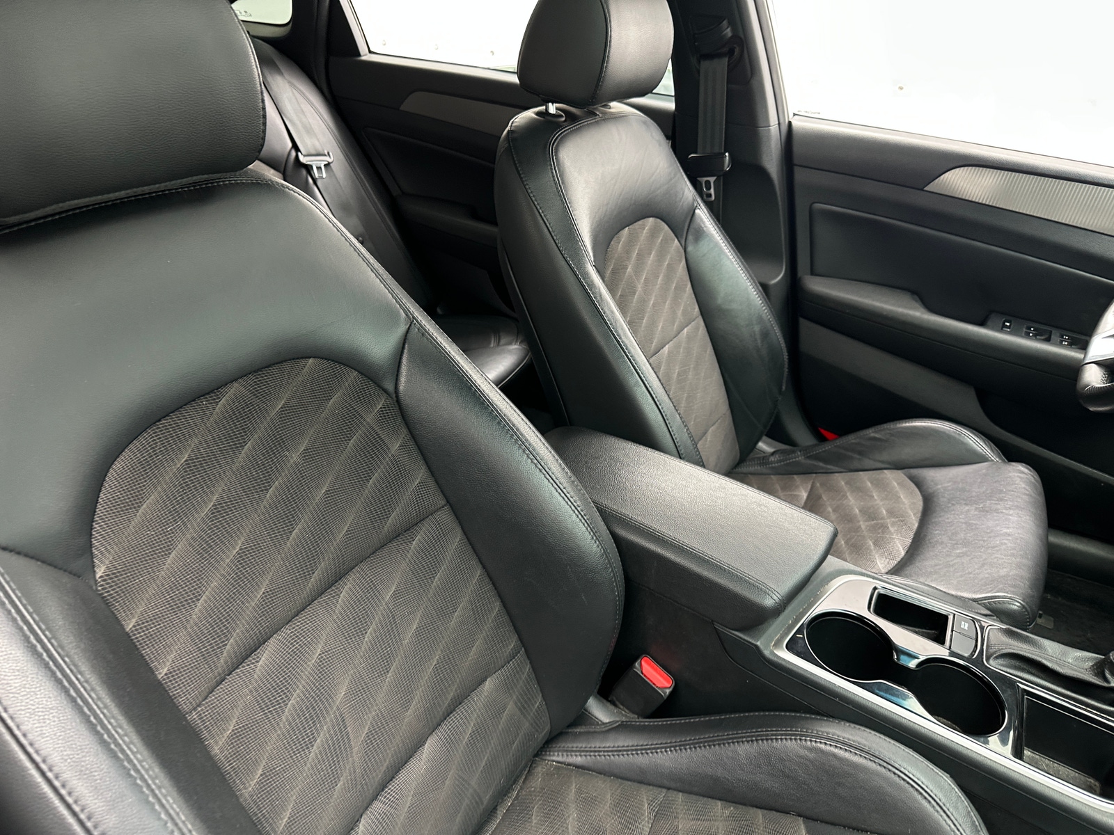Thumbnail: 2018 Hyundai Sonata - 2