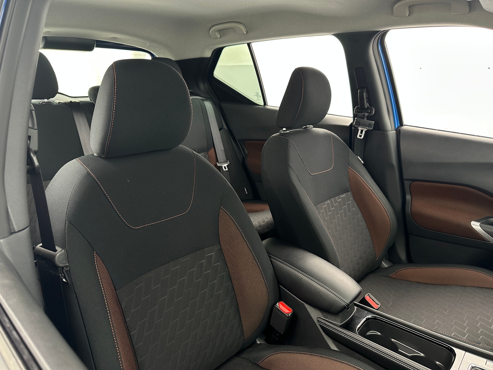 Thumbnail: 2024 Nissan Kicks - 2