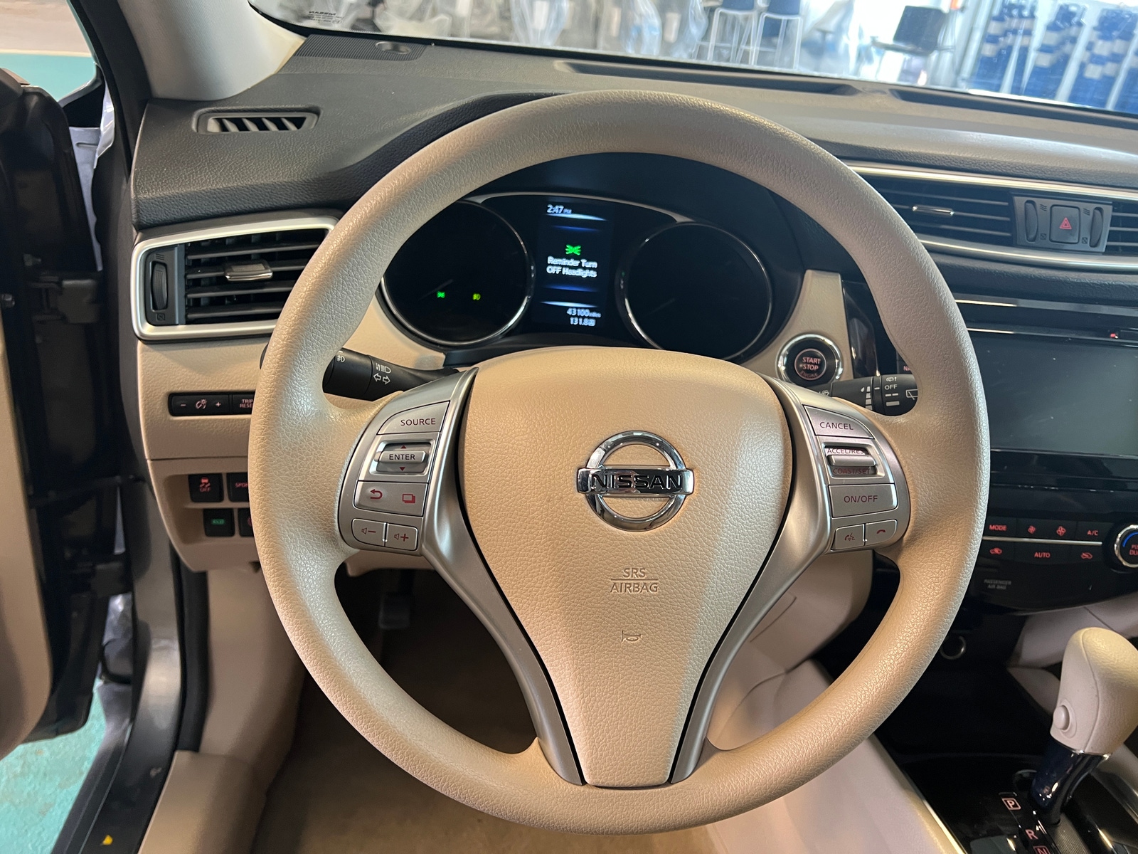 Thumbnail: 2015 Nissan Rogue - 5
