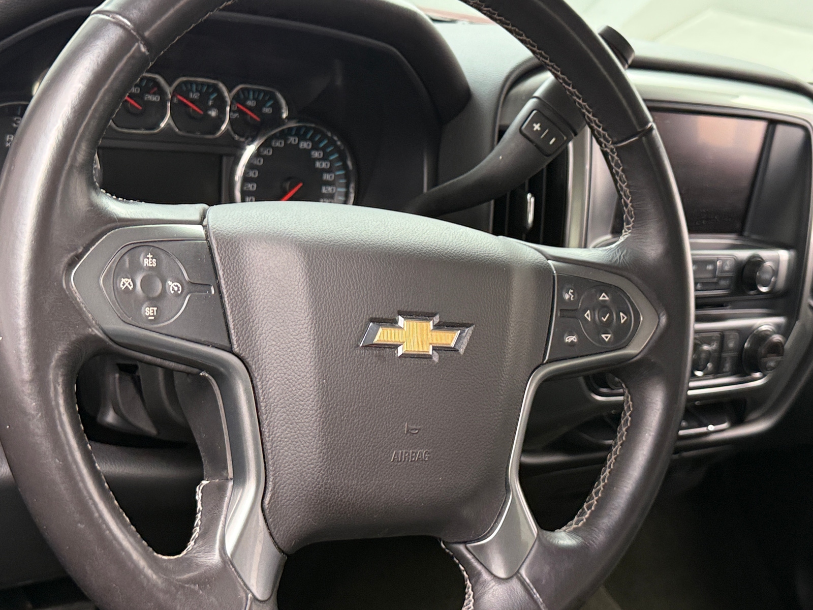 Thumbnail: 2017 Chevrolet Silverado 1500 - 5