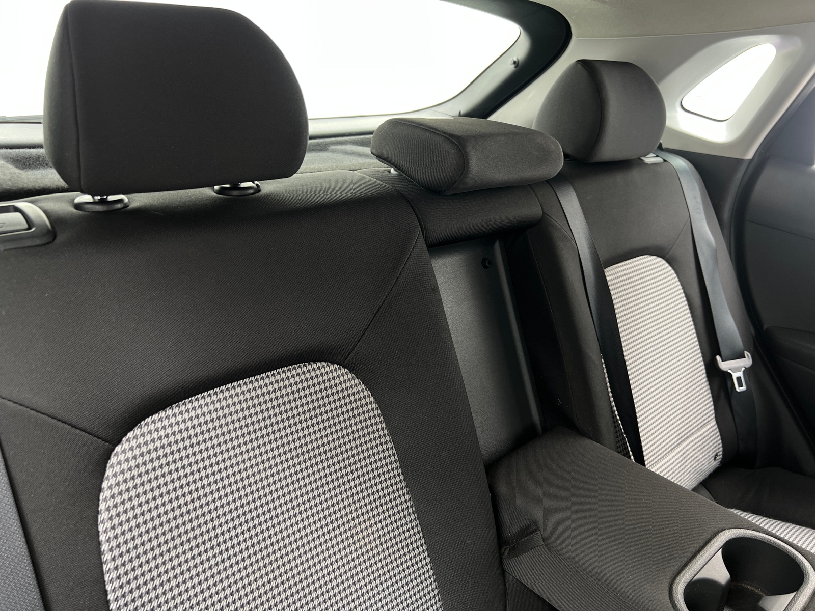 Thumbnail: 2019 Hyundai Kona - 6