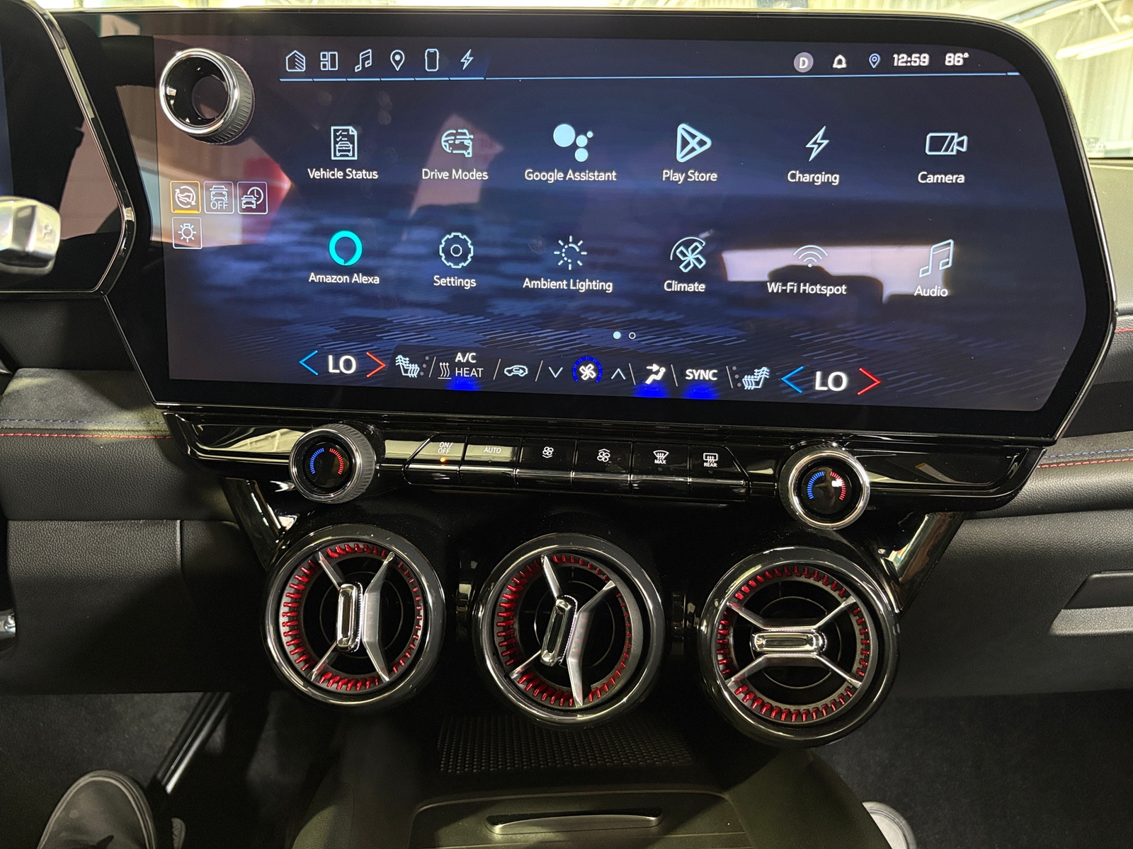 Thumbnail: 2024 Chevrolet Blazer EV - 3