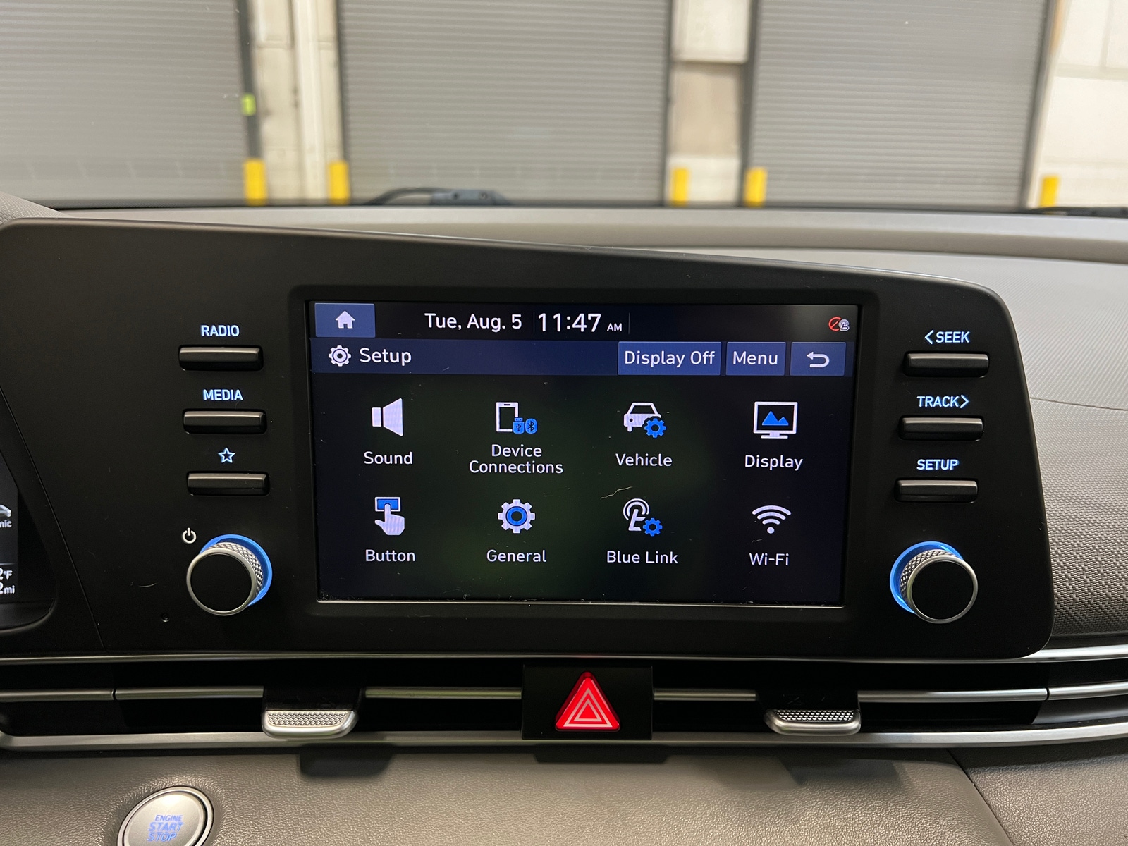 Thumbnail: 2021 Hyundai Elantra - 4