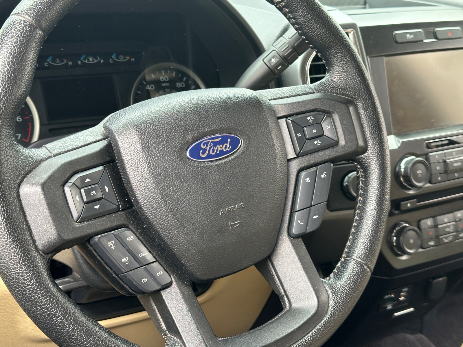 Thumbnail: 2015 Ford Econoline - 5
