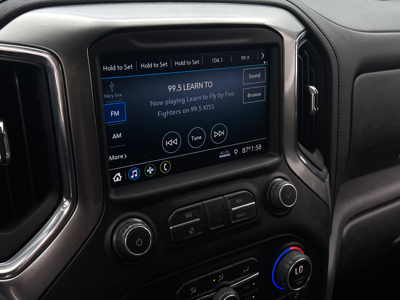 Thumbnail: 2021 Chevrolet Silverado 1500 - 4