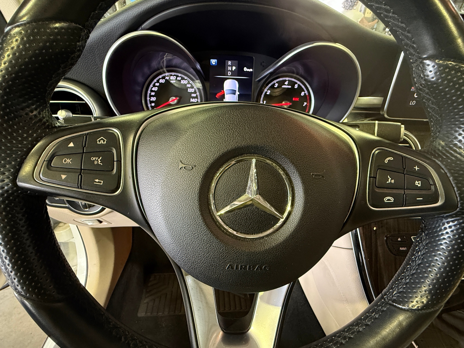 Thumbnail: 2018 Mercedes-Benz GLC - 4