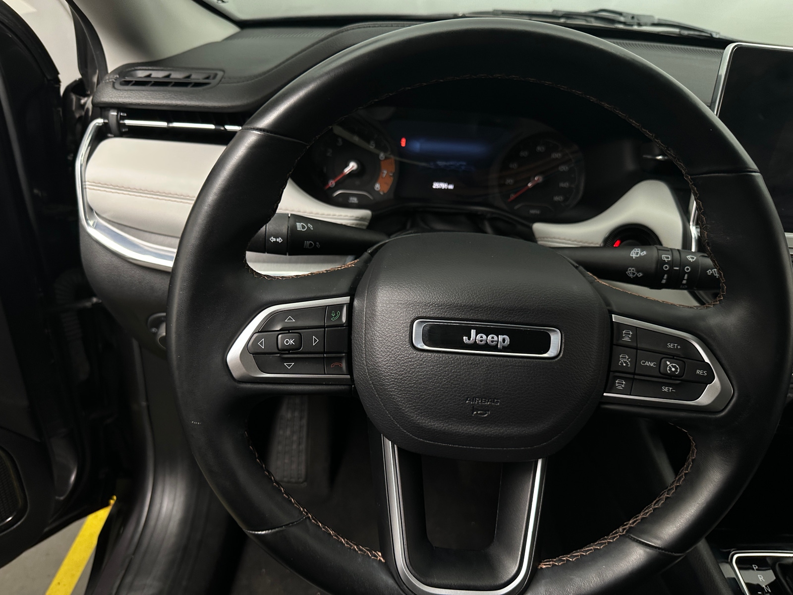 Thumbnail: 2022 Jeep Compass - 4