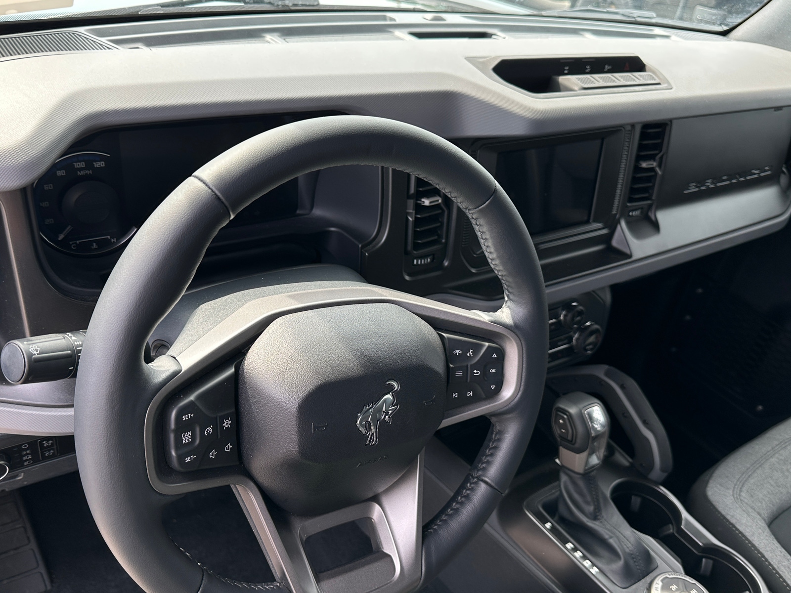 Thumbnail: 2023 Ford Bronco - 3