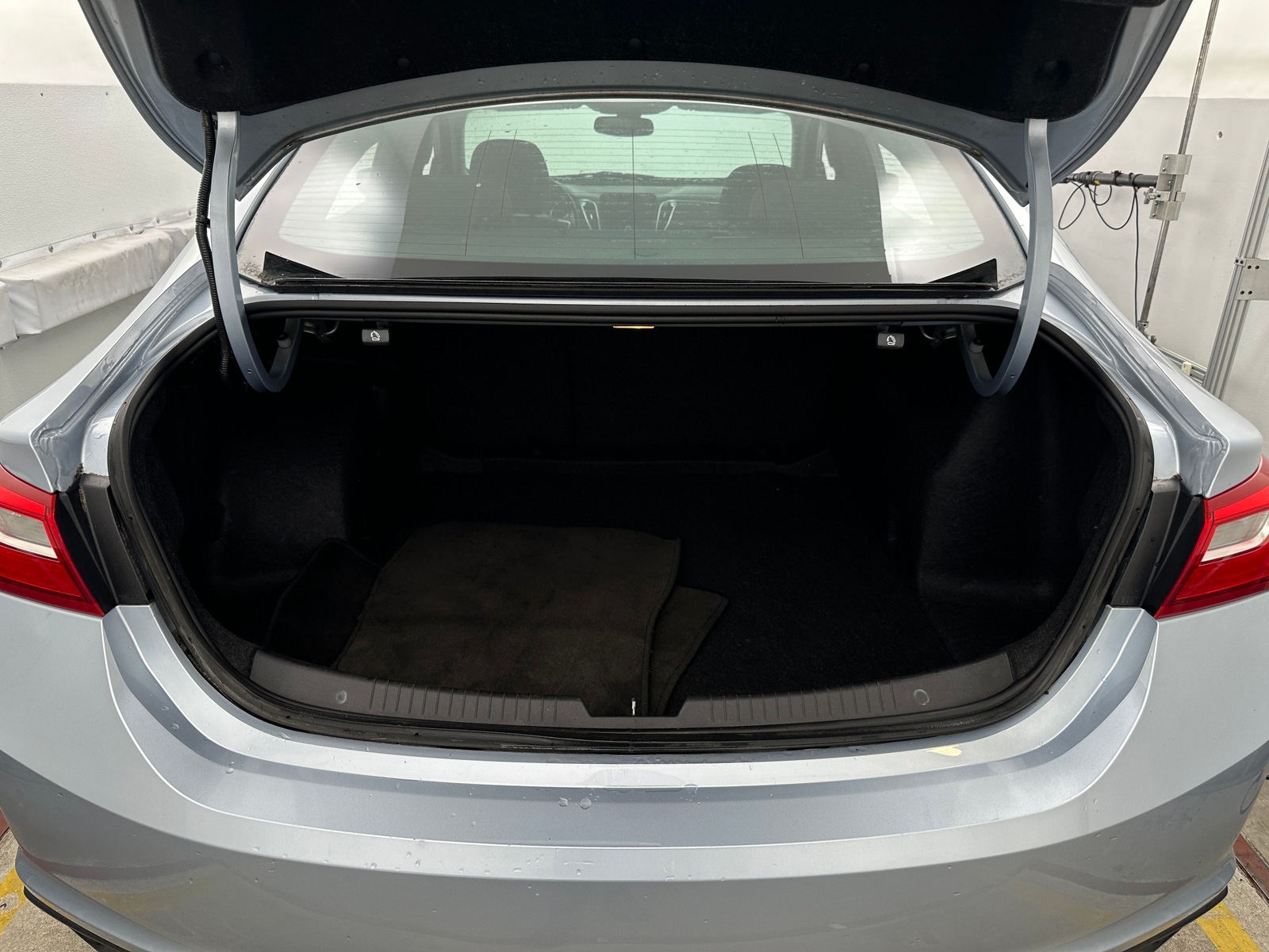 Thumbnail: 2017 Chevrolet Malibu - 7