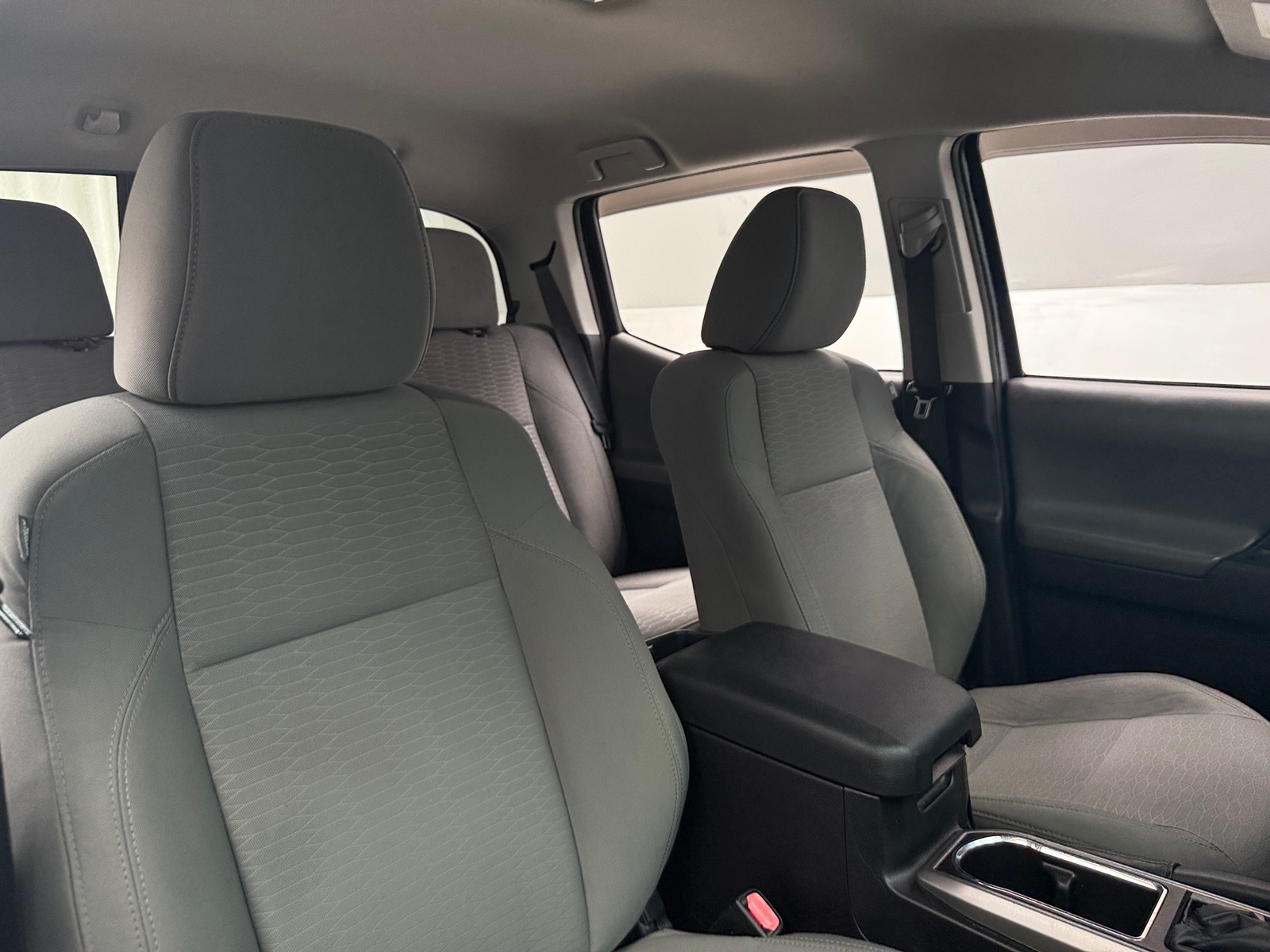 Thumbnail: 2016 Toyota Tacoma - 2