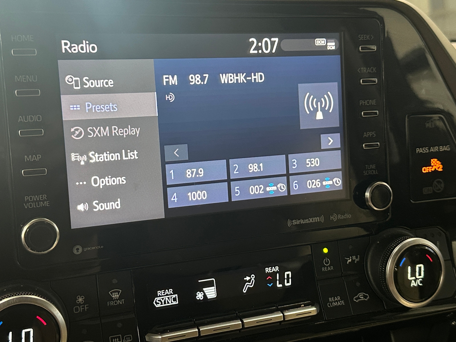 Thumbnail: 2021 Toyota Highlander - 3