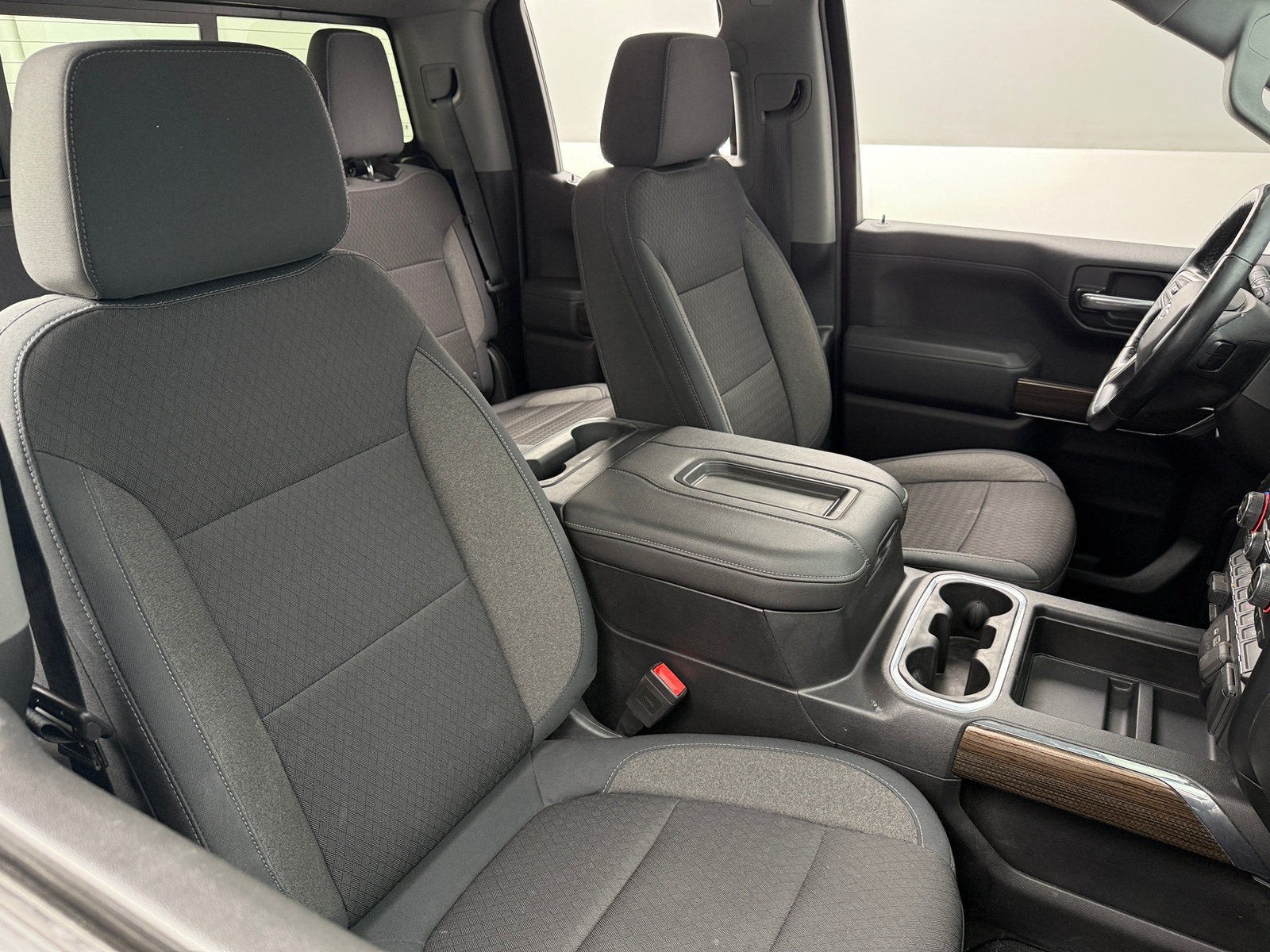 Thumbnail: 2019 Chevrolet Silverado 1500 - 2