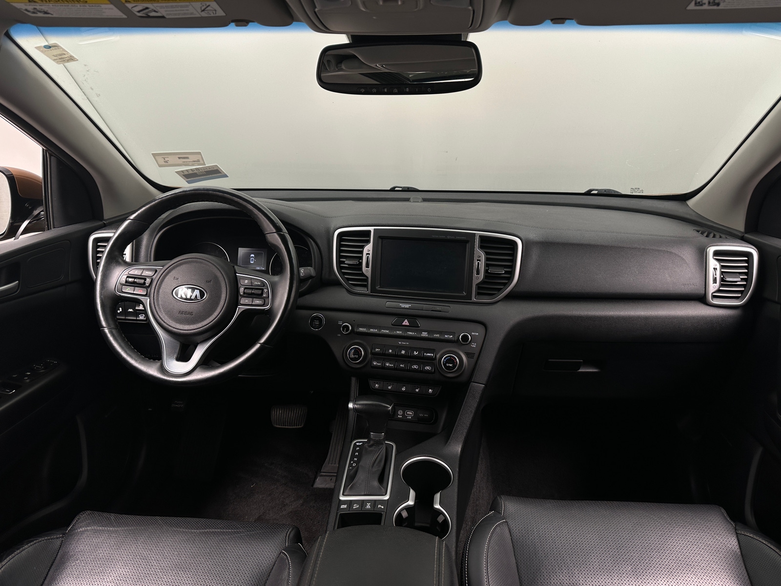 Thumbnail: 2017 Kia Sportage - 3