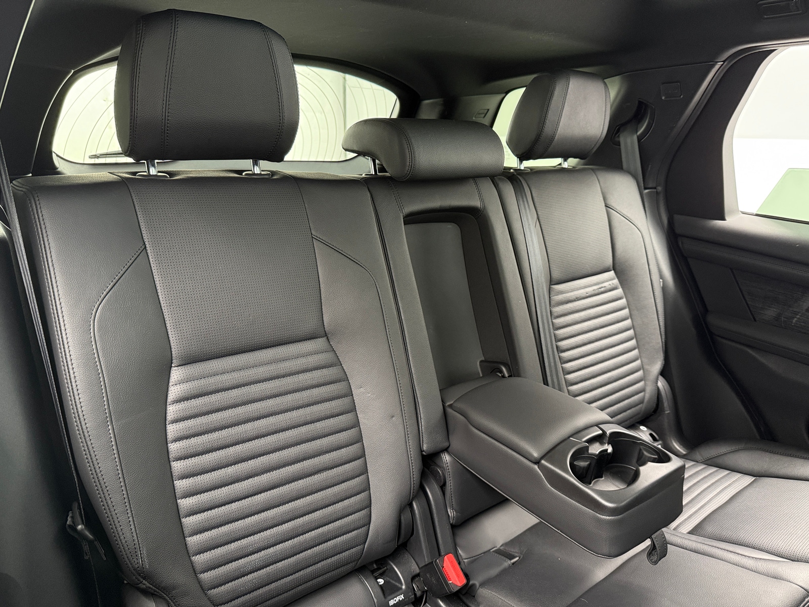 Thumbnail: 2022 Land Rover Discovery Sport - 5