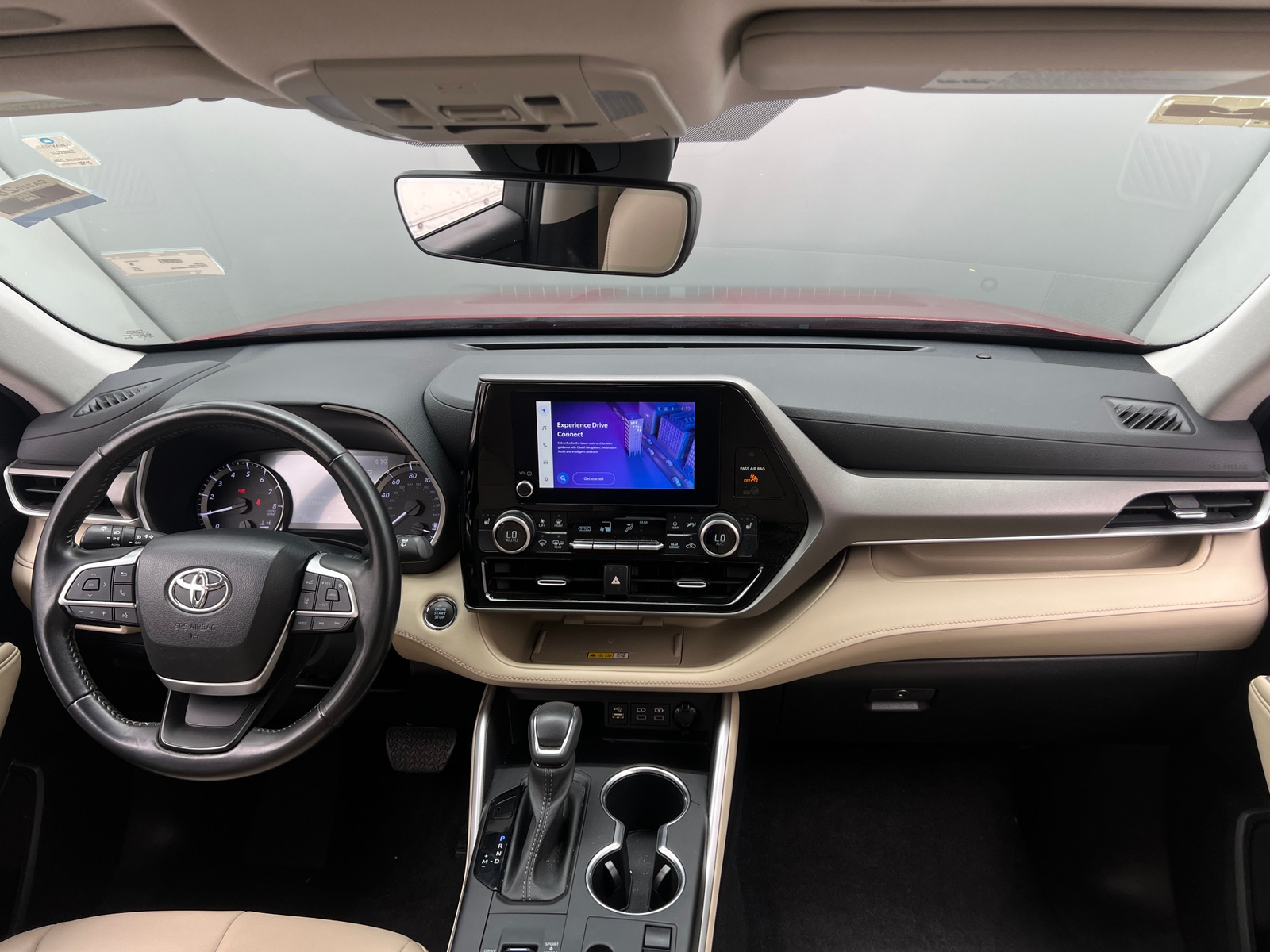Thumbnail: 2023 Toyota Highlander - 2