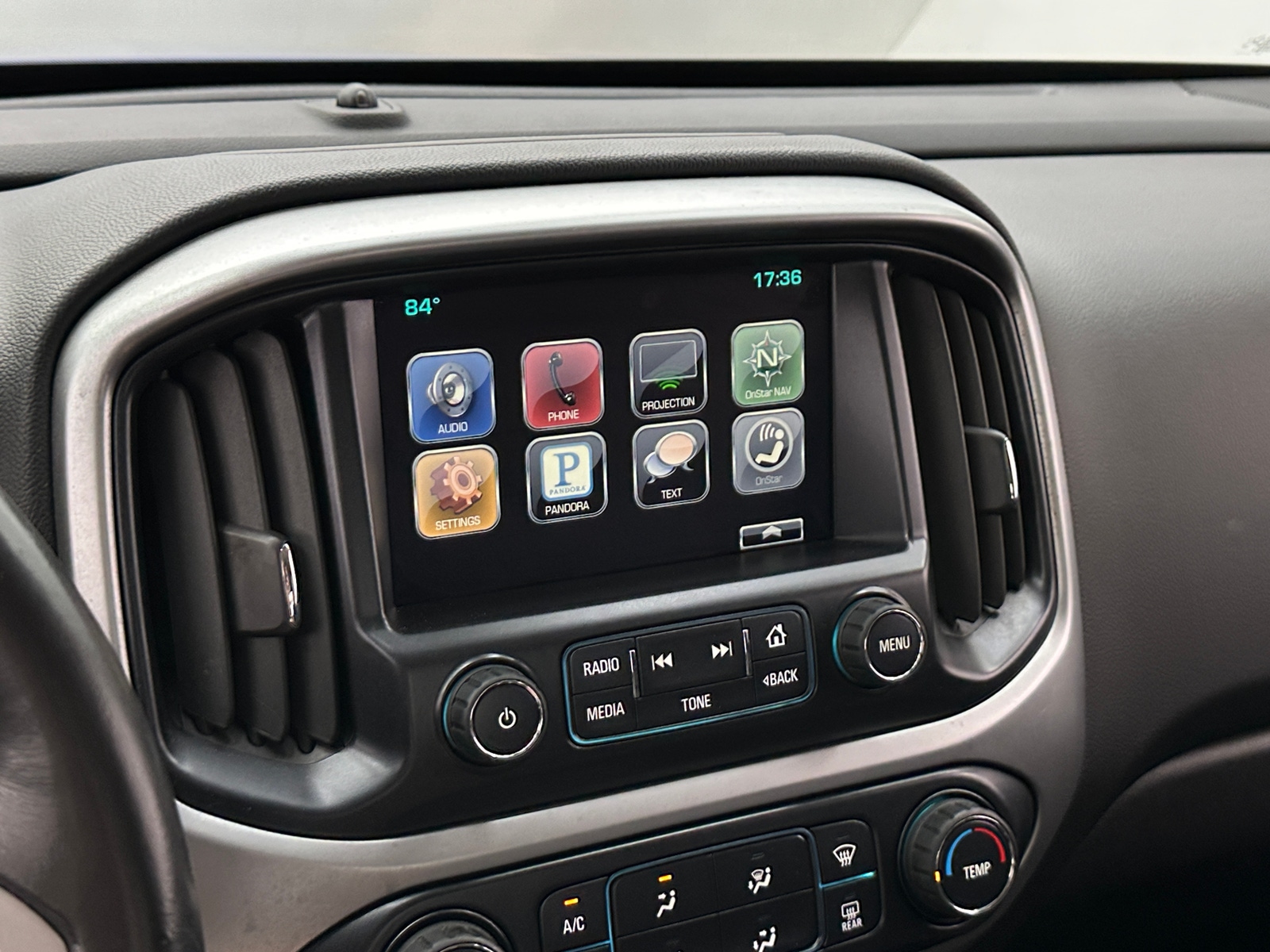 Thumbnail: 2016 Chevrolet Colorado - 4