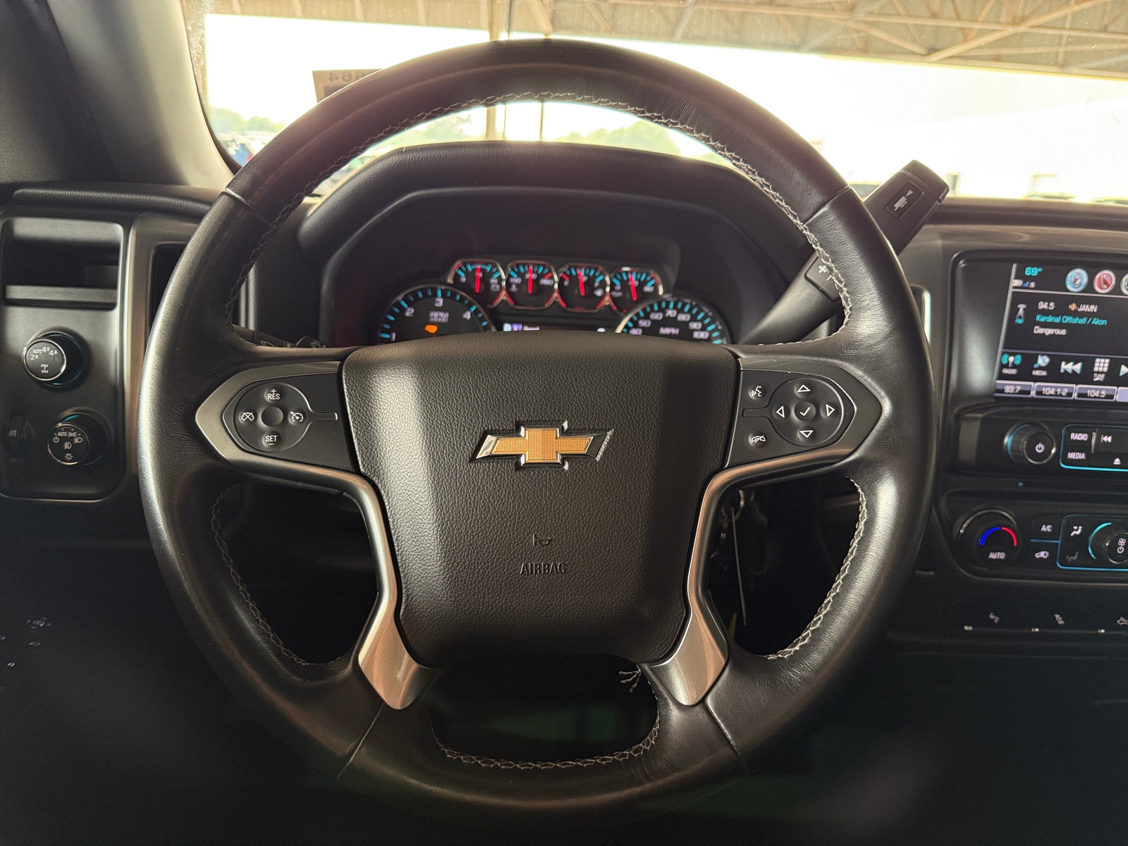 Thumbnail: 2018 Chevrolet Silverado 1500 - 5