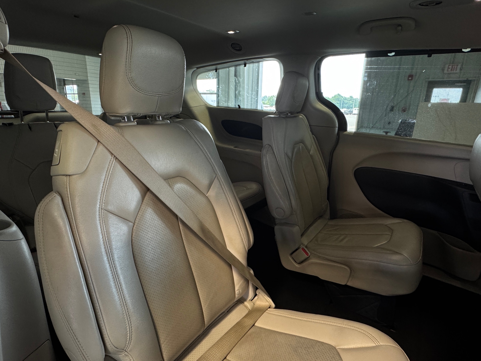 Thumbnail: 2021 Chrysler Pacifica - 5