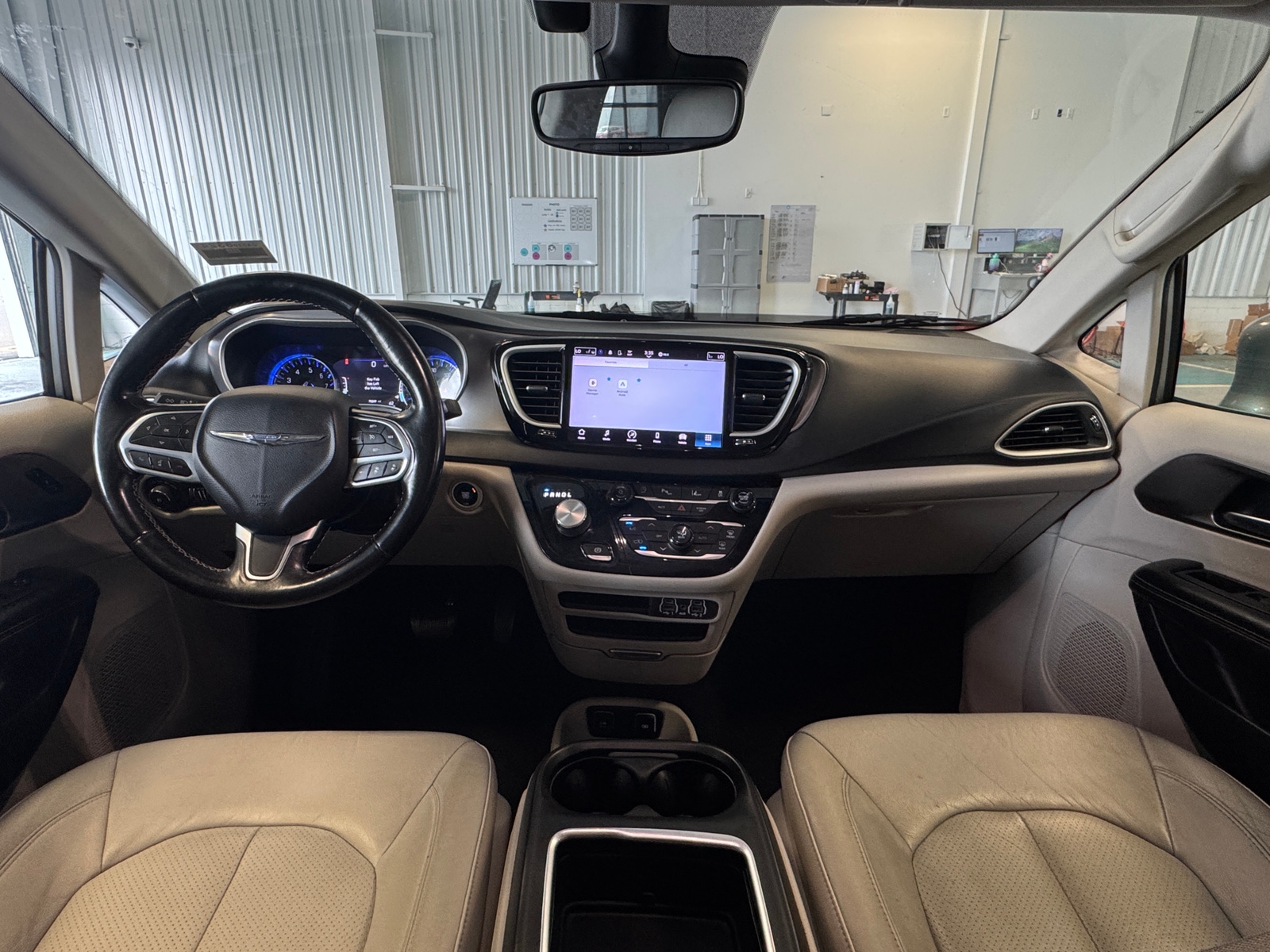 Thumbnail: 2021 Chrysler Pacifica - 2