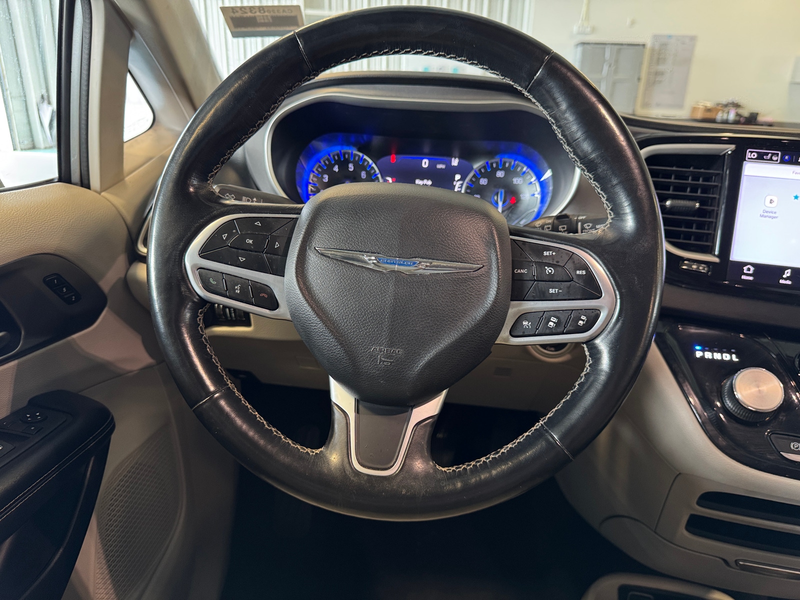 Thumbnail: 2021 Chrysler Pacifica - 4