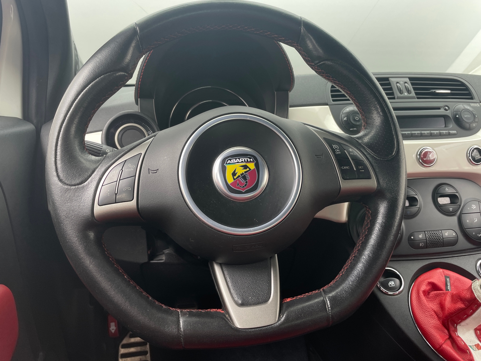Thumbnail: 2015 Fiat 500 - 4