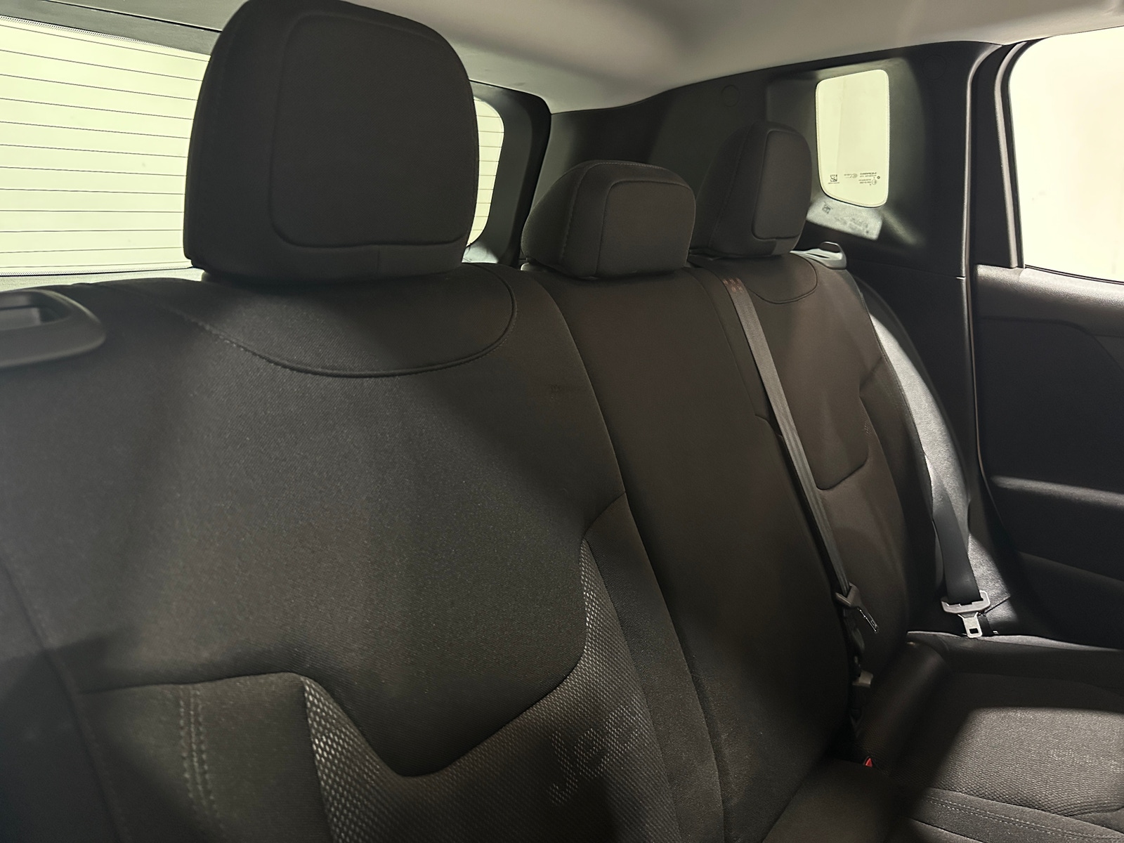 Thumbnail: 2016 Jeep Renegade - 6