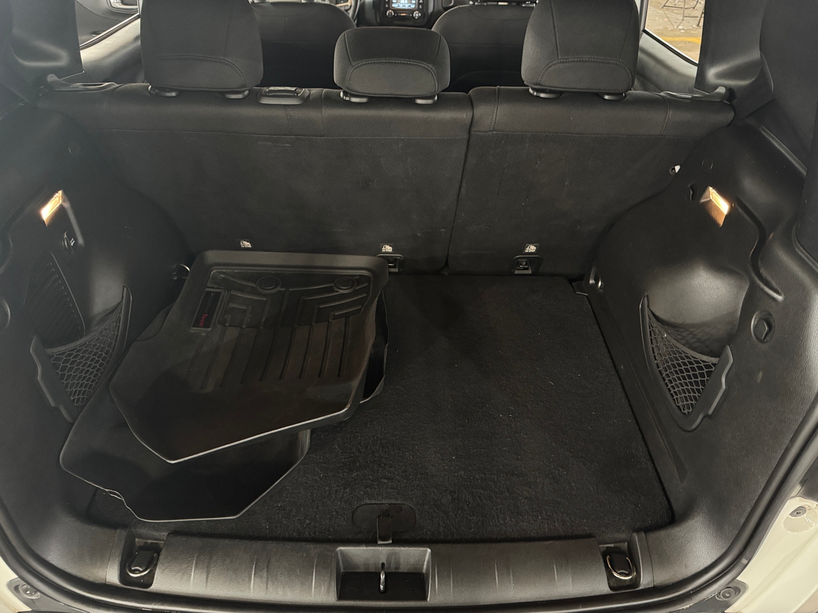 Thumbnail: 2016 Jeep Renegade - 7