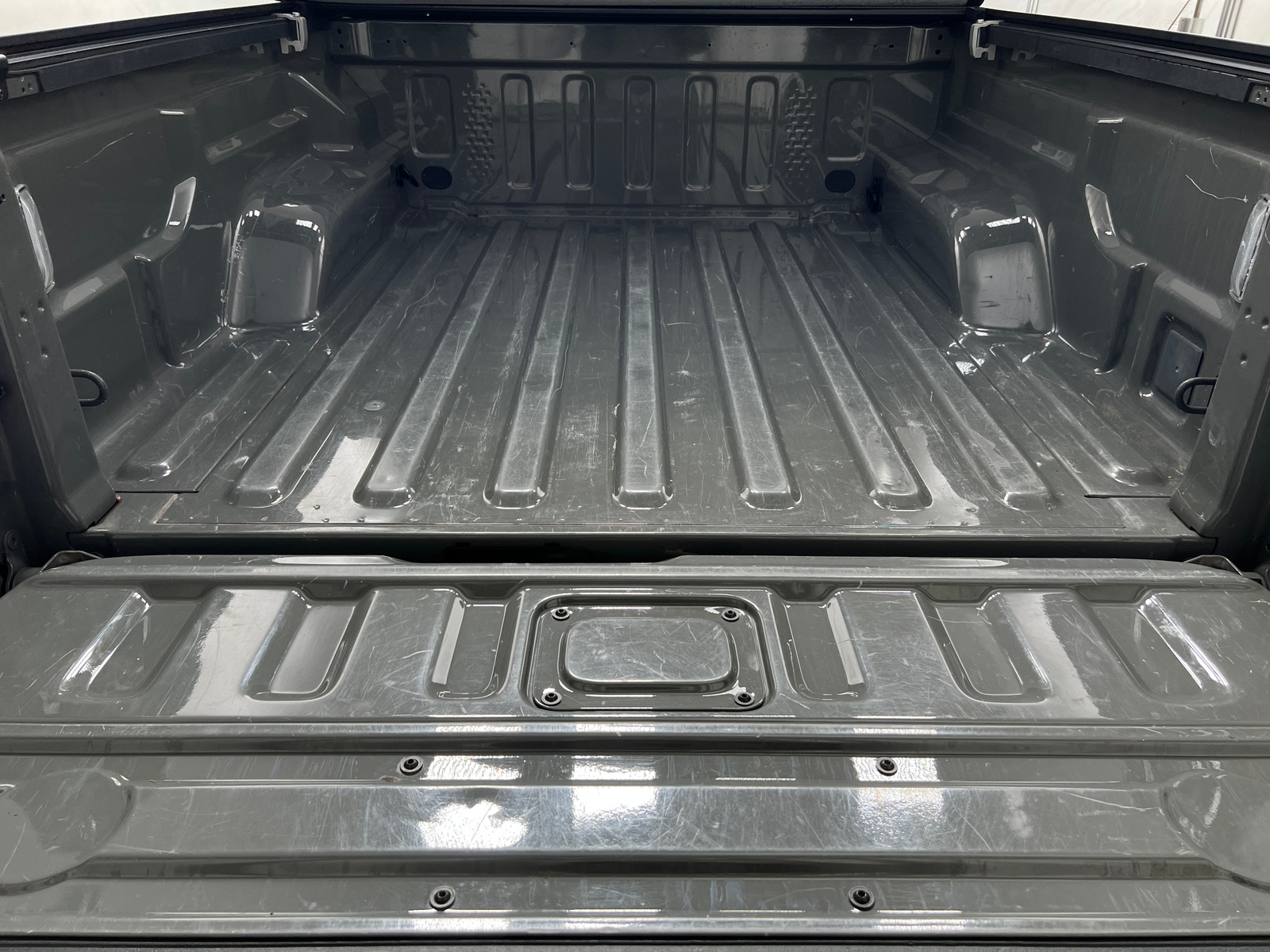 Thumbnail: 2023 Jeep Gladiator - 6