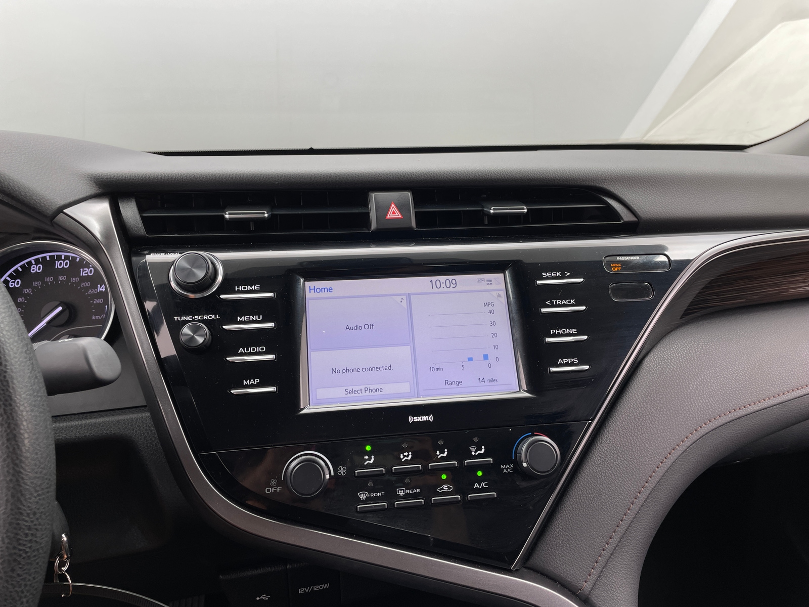 Thumbnail: 2020 Toyota Camry - 4