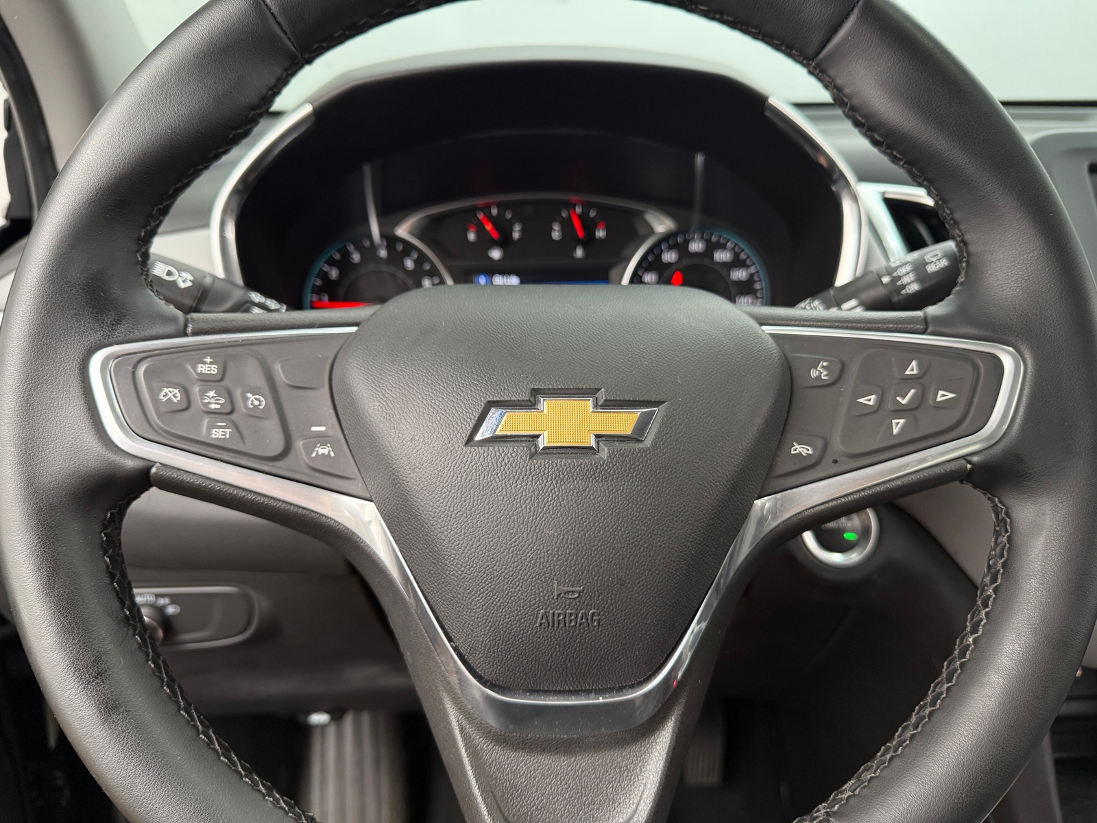 Thumbnail: 2023 Chevrolet Equinox - 5