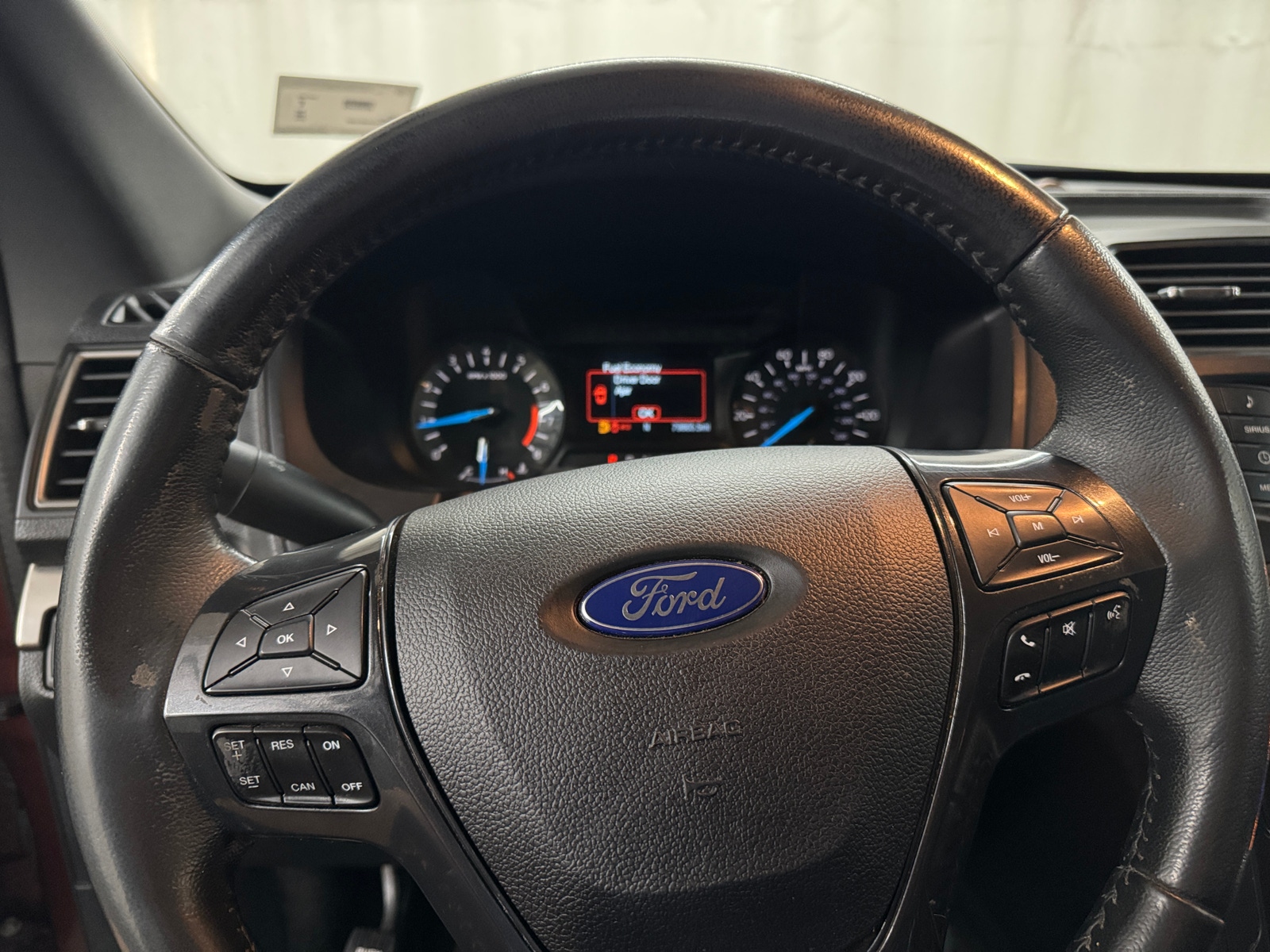 Thumbnail: 2018 Ford Explorer - 5