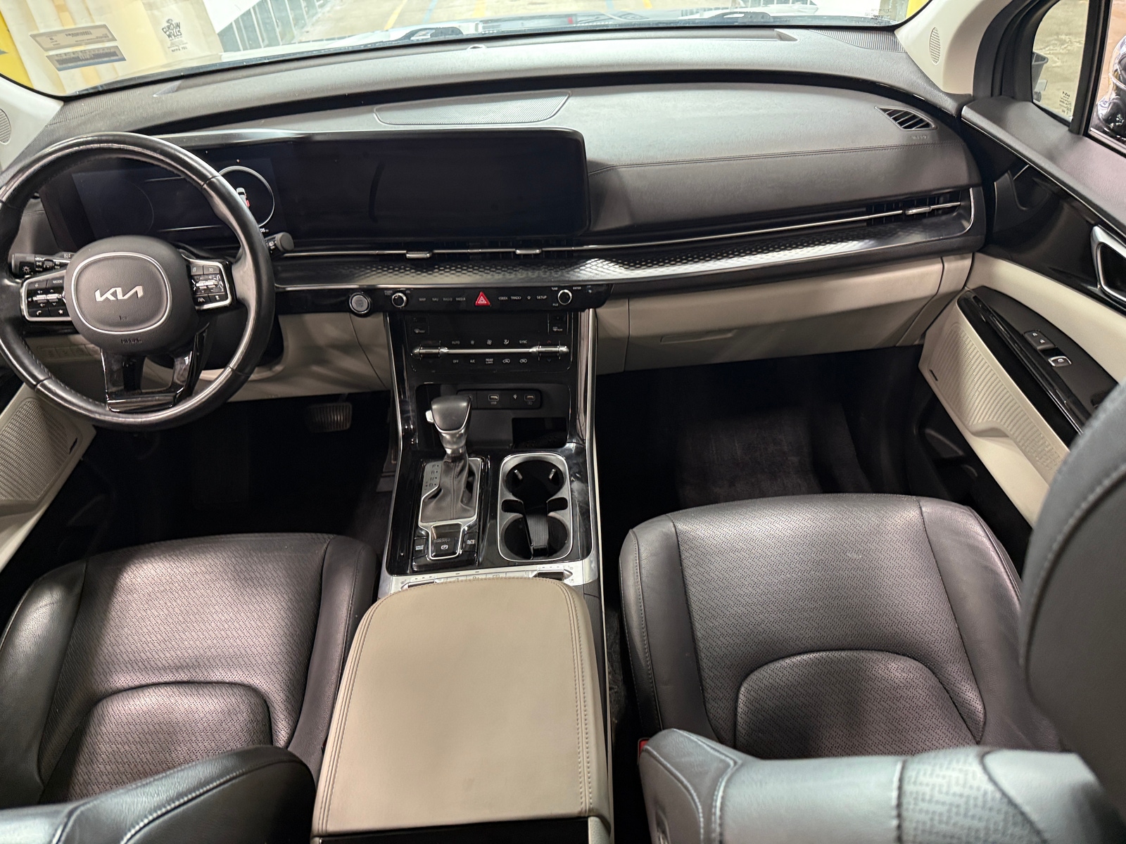 Thumbnail: 2022 Kia Carnival - 2