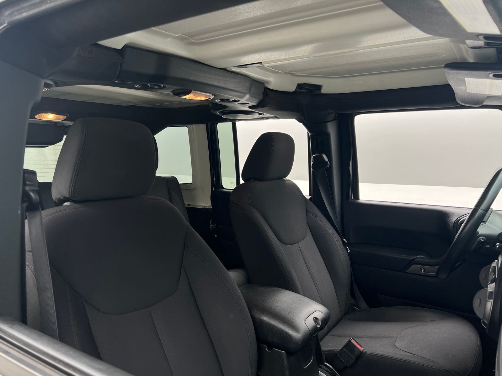 Thumbnail: 2014 Jeep Wrangler - 2