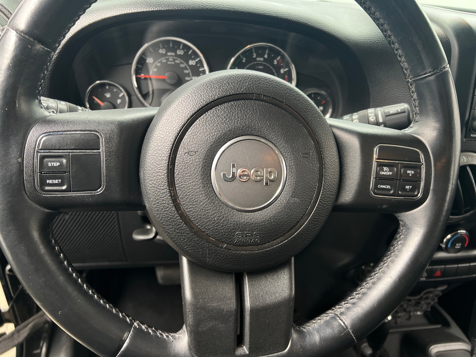 Thumbnail: 2014 Jeep Wrangler - 5