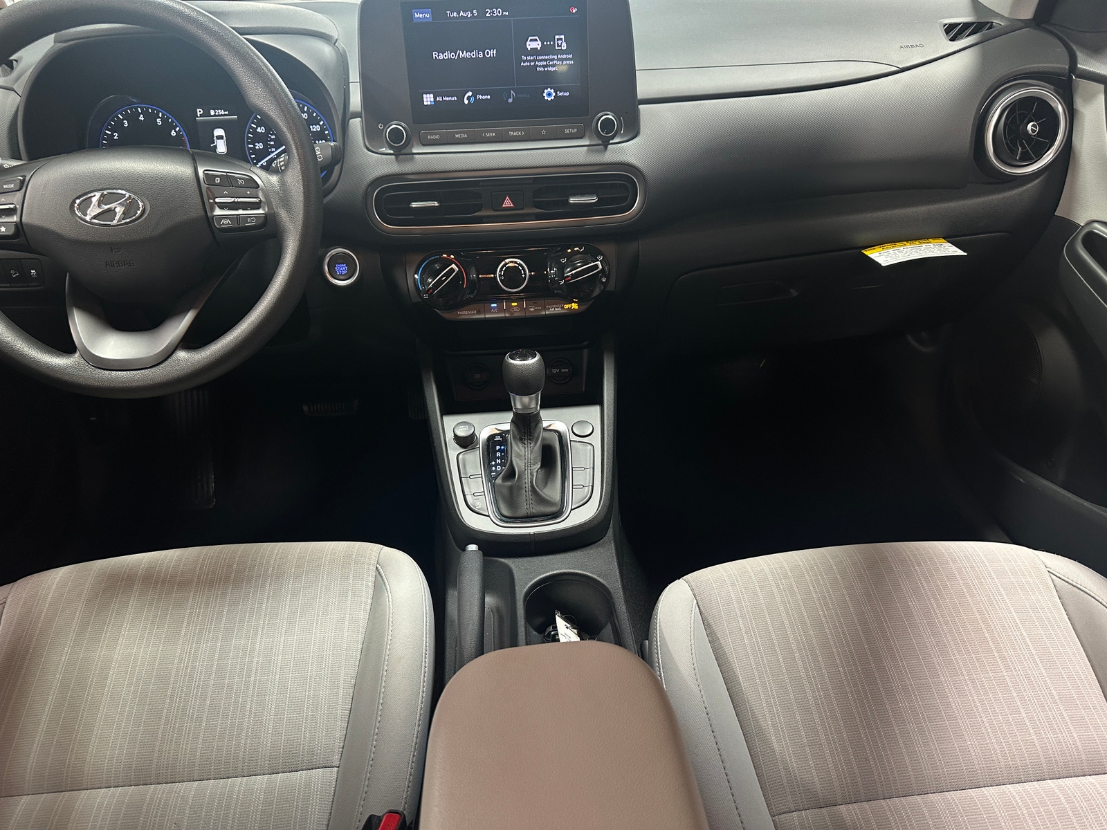 Thumbnail: 2022 Hyundai Kona - 3