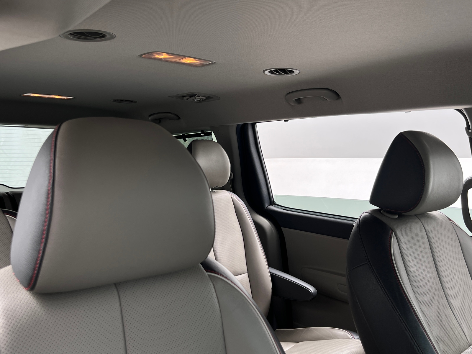 Thumbnail: 2018 Kia Sedona - 2