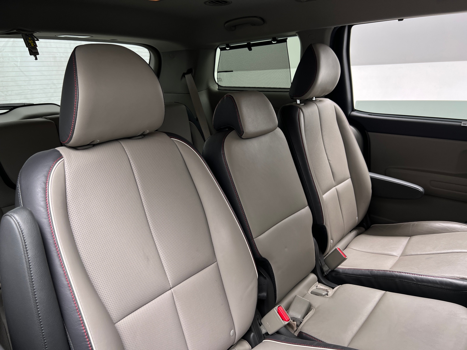 Thumbnail: 2018 Kia Sedona - 6