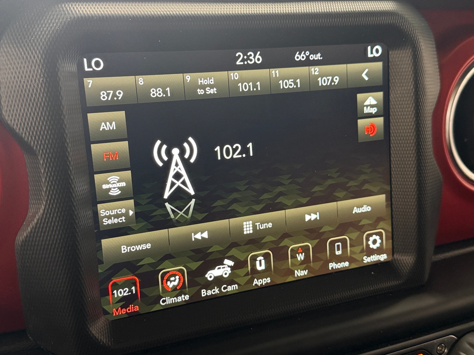 Thumbnail: 2021 Jeep Wrangler - 3
