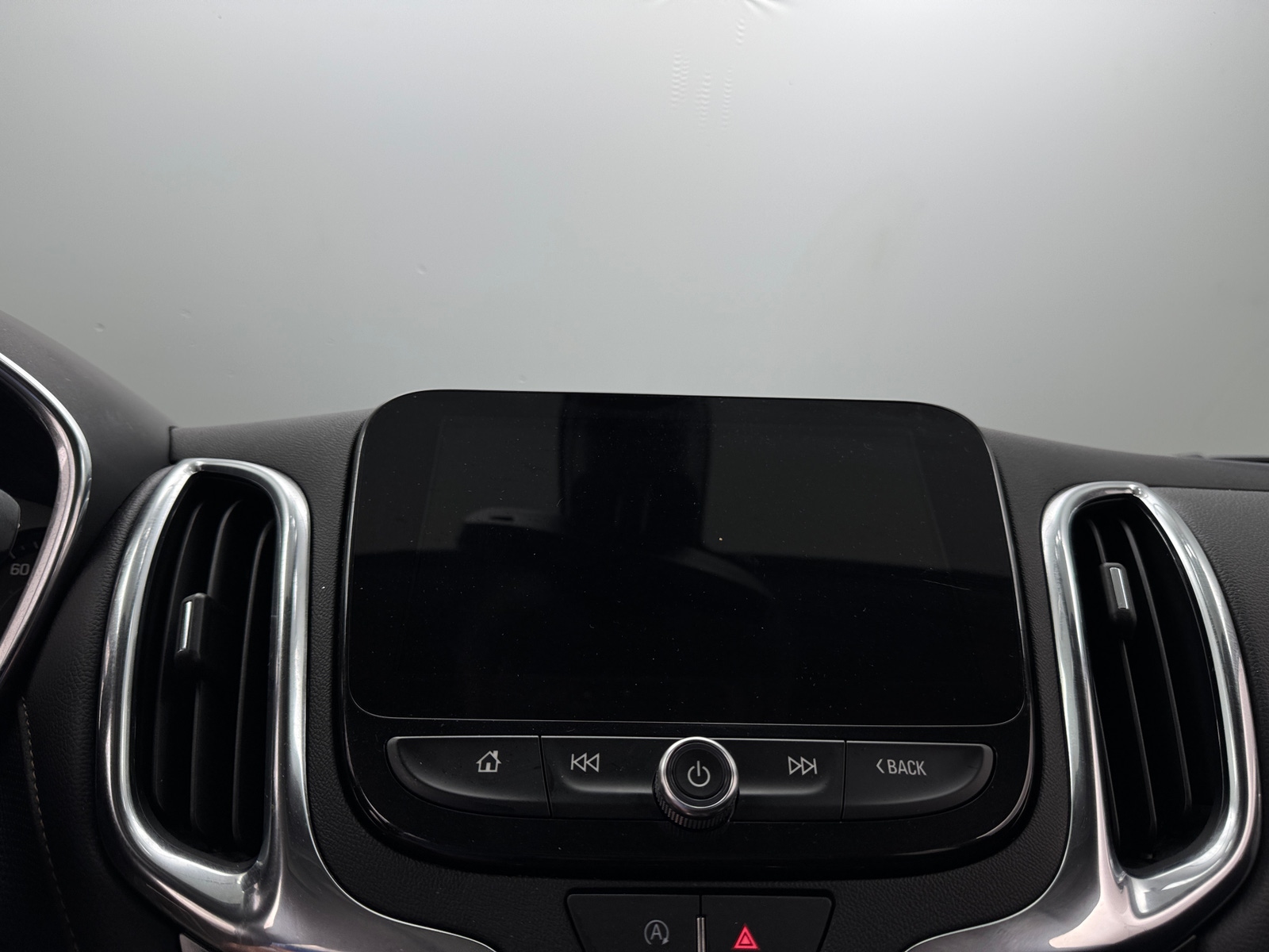 Thumbnail: 2023 Chevrolet Equinox - 3