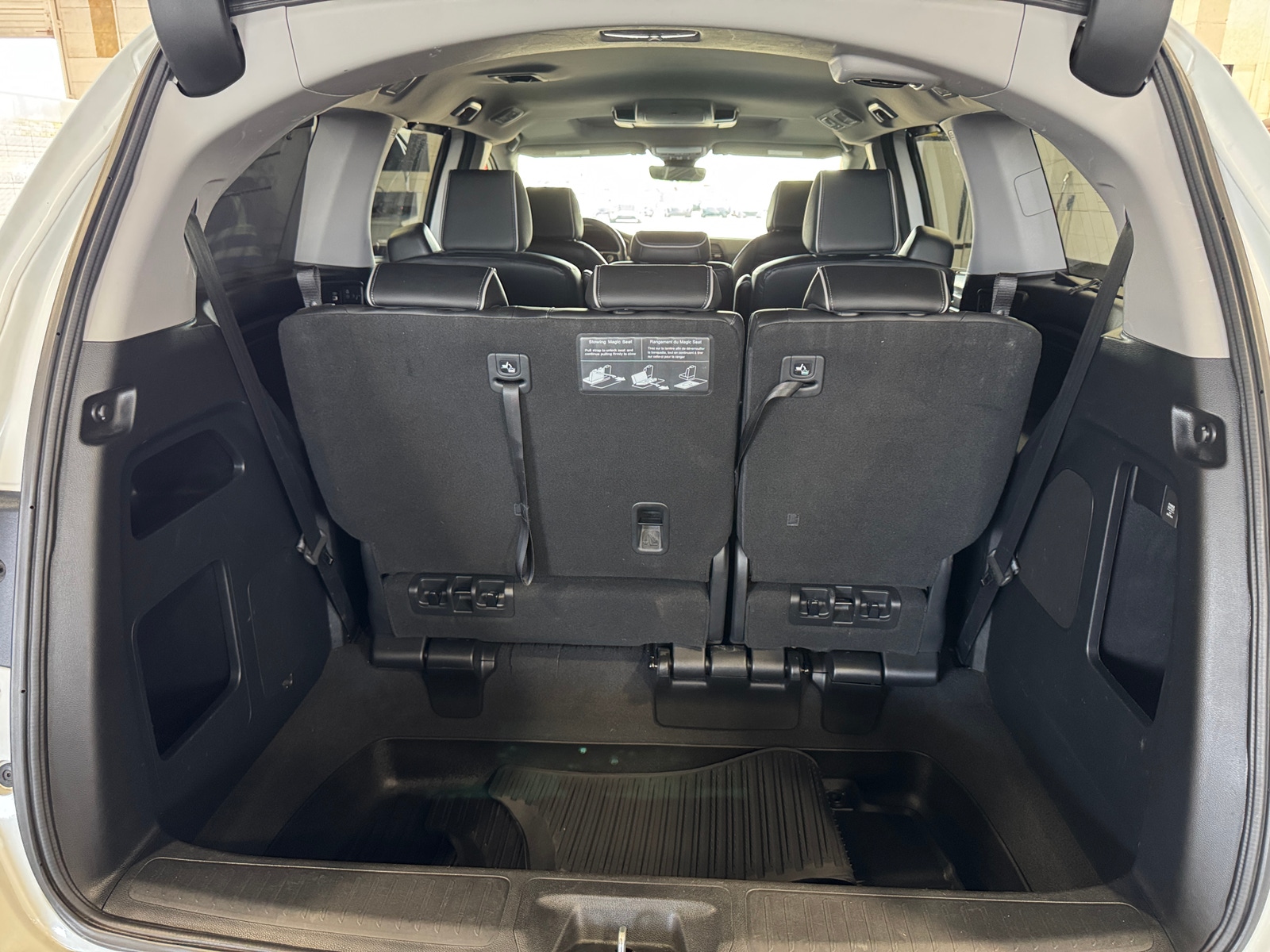Thumbnail: 2022 Honda Odyssey - 6