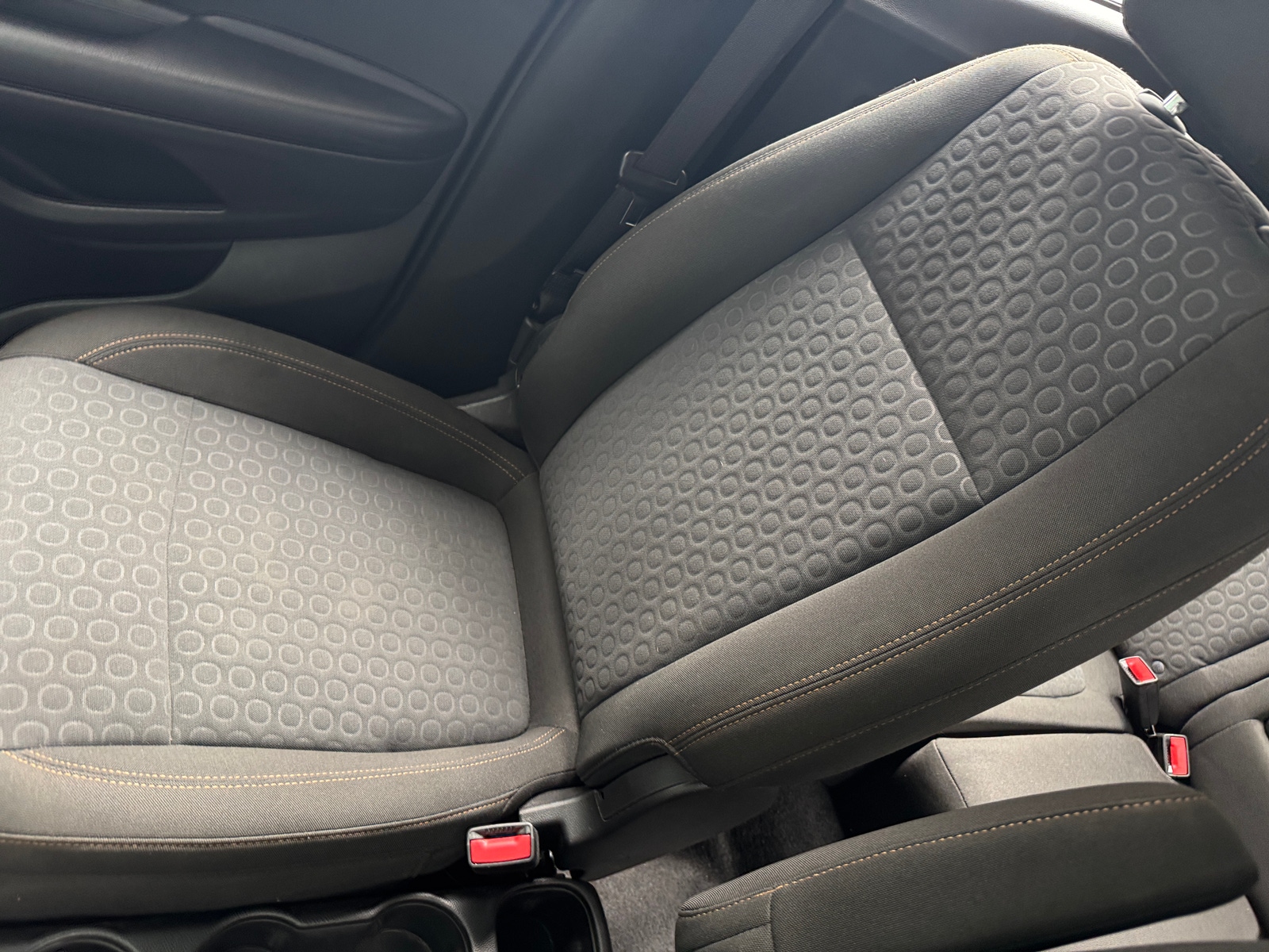 Thumbnail: 2021 Chevrolet Trax - 2
