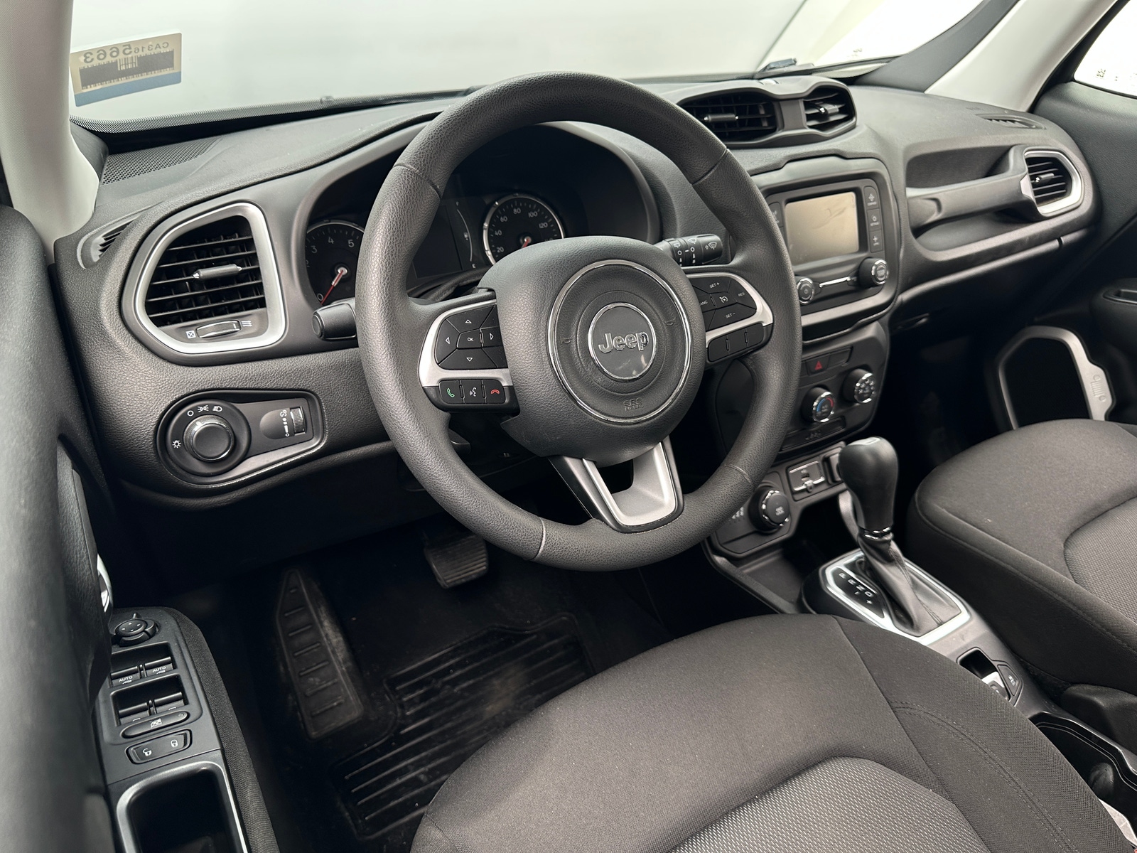Thumbnail: 2018 Jeep Renegade - 3