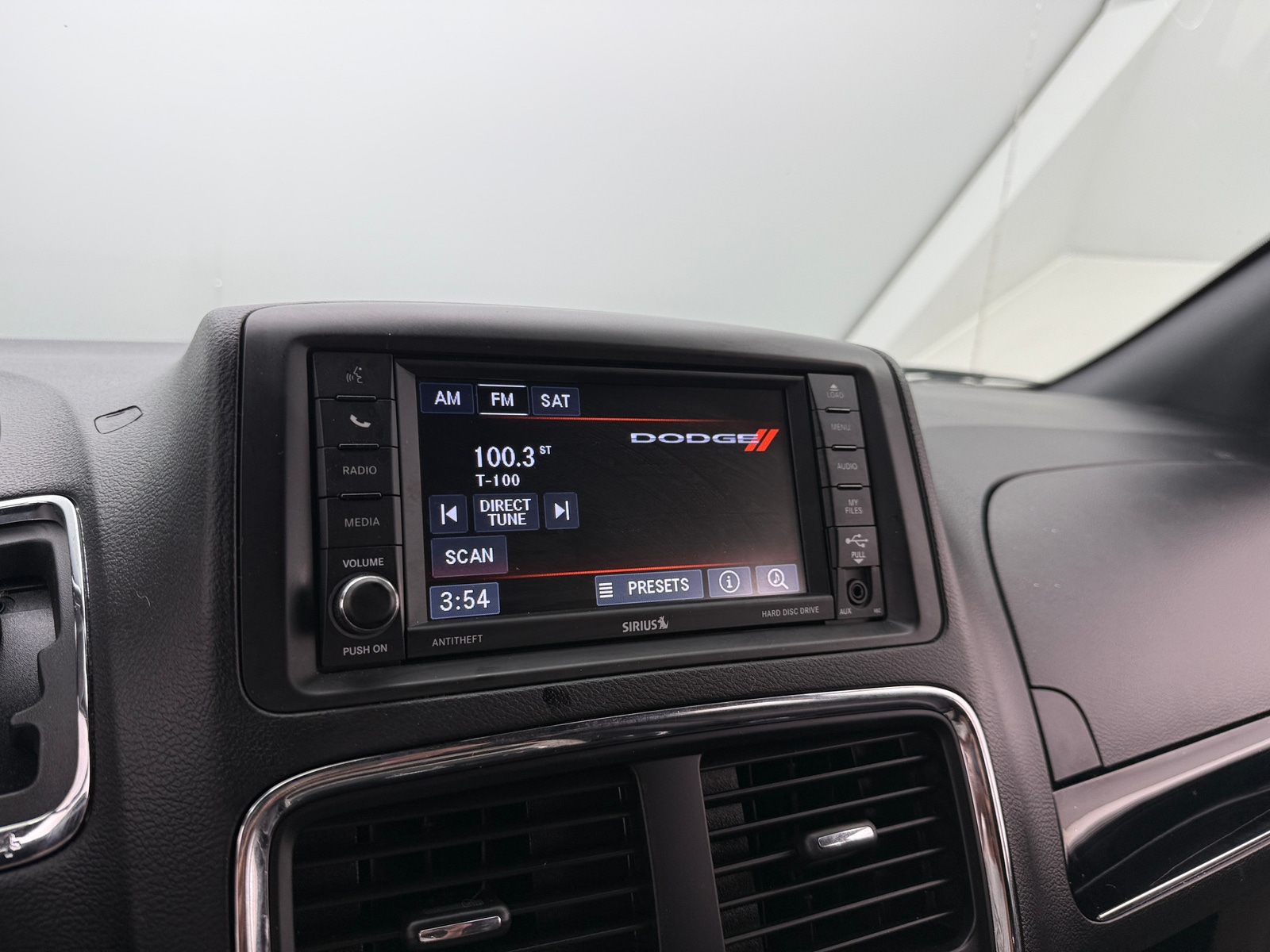 Thumbnail: 2019 Dodge Grand Caravan - 3