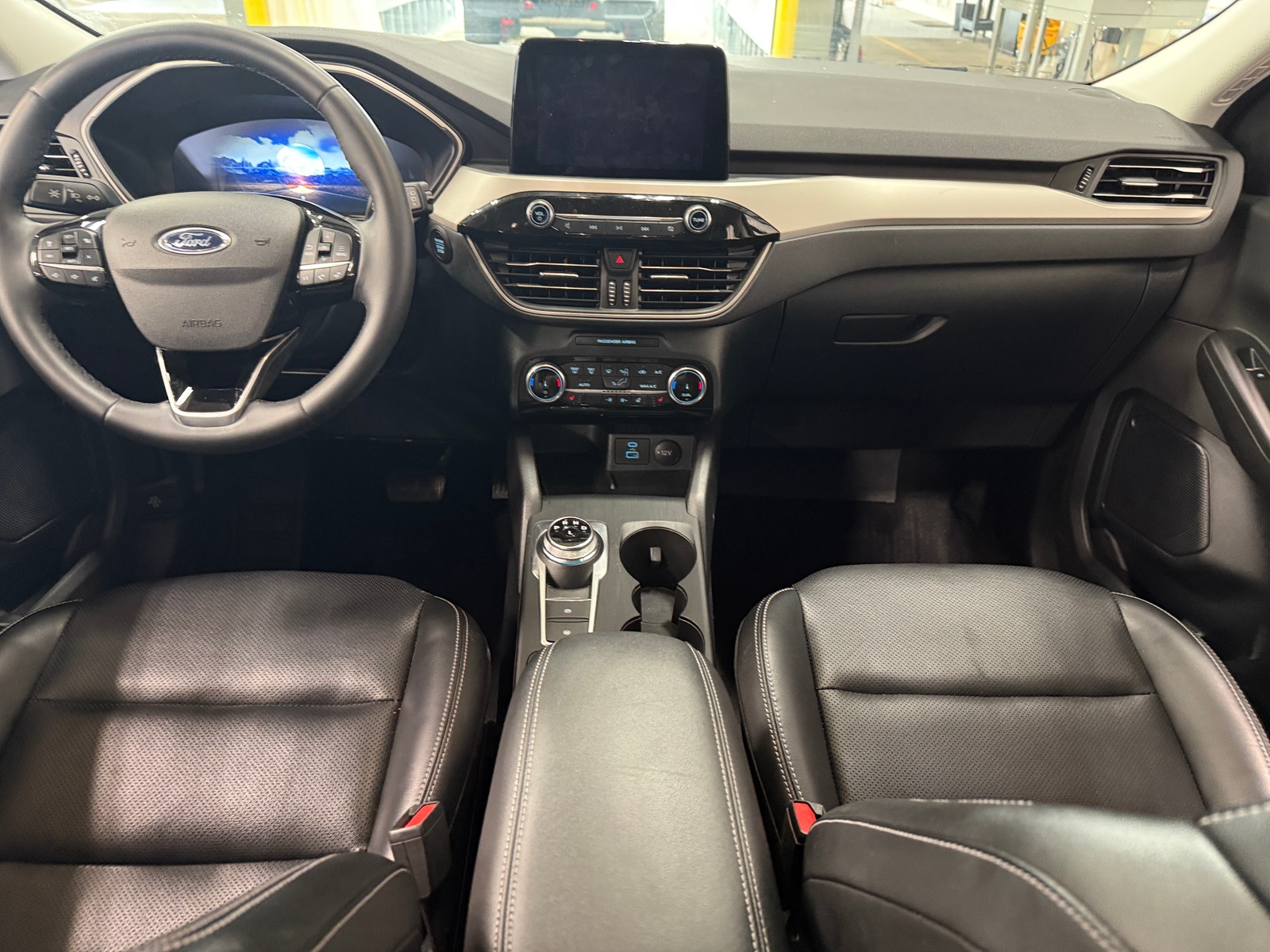 Thumbnail: 2022 Ford Escape - 2
