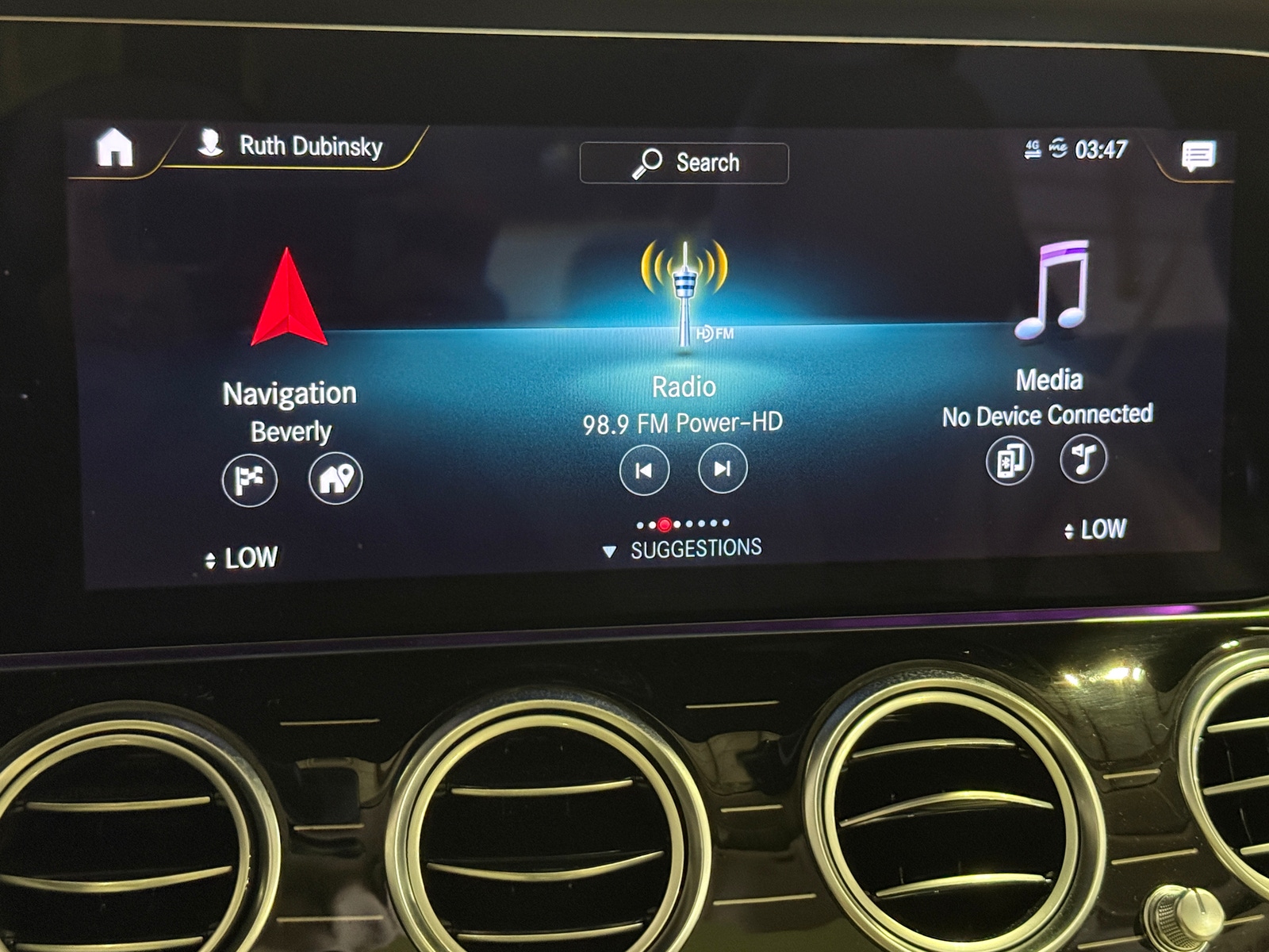 Thumbnail: 2021 Mercedes-Benz E-Class - 3