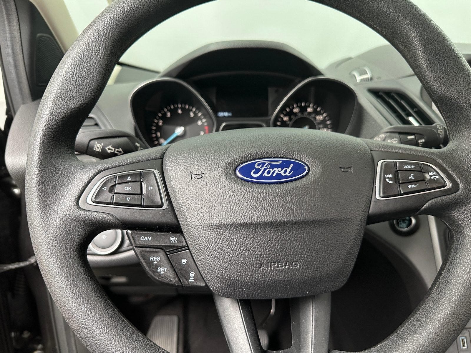 Thumbnail: 2019 Ford Escape - 5